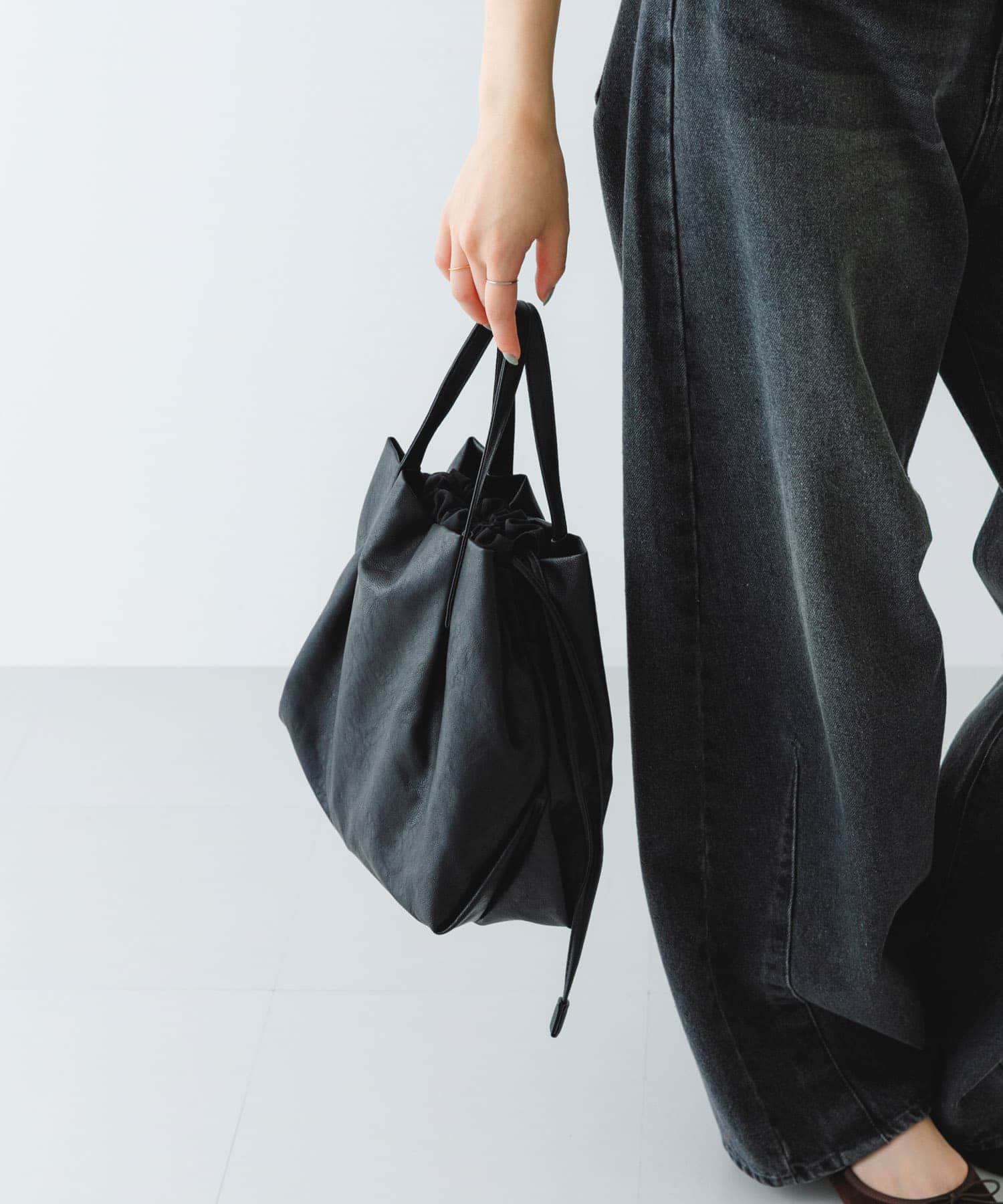 『Mサイズ』ウォッシャブルショルダーバッグ BLACK one