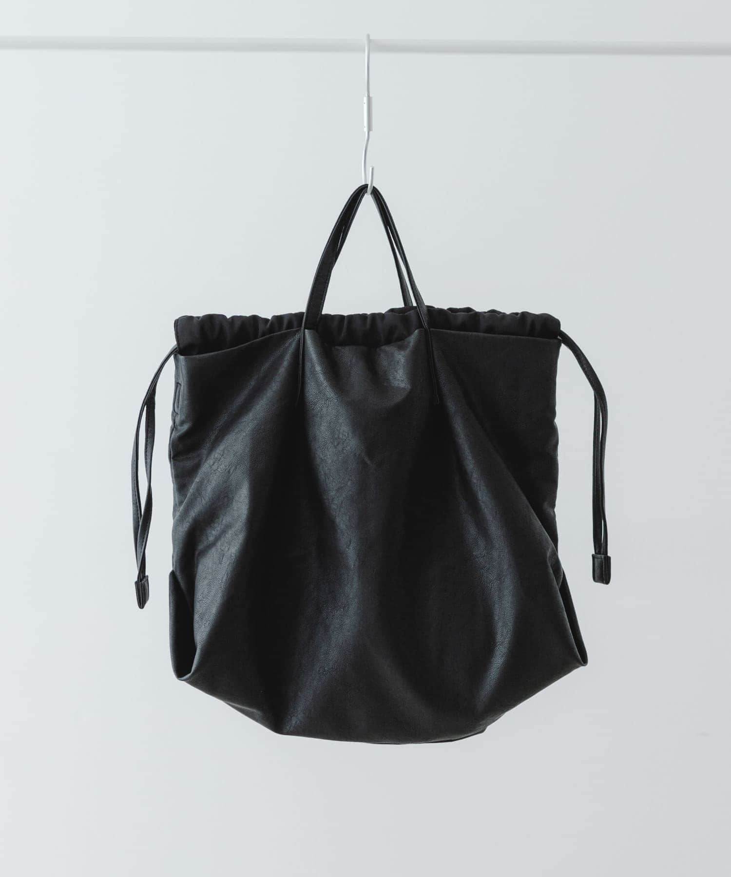 ウォッシャブルショルダーバッグ『Msize』 BLACK one