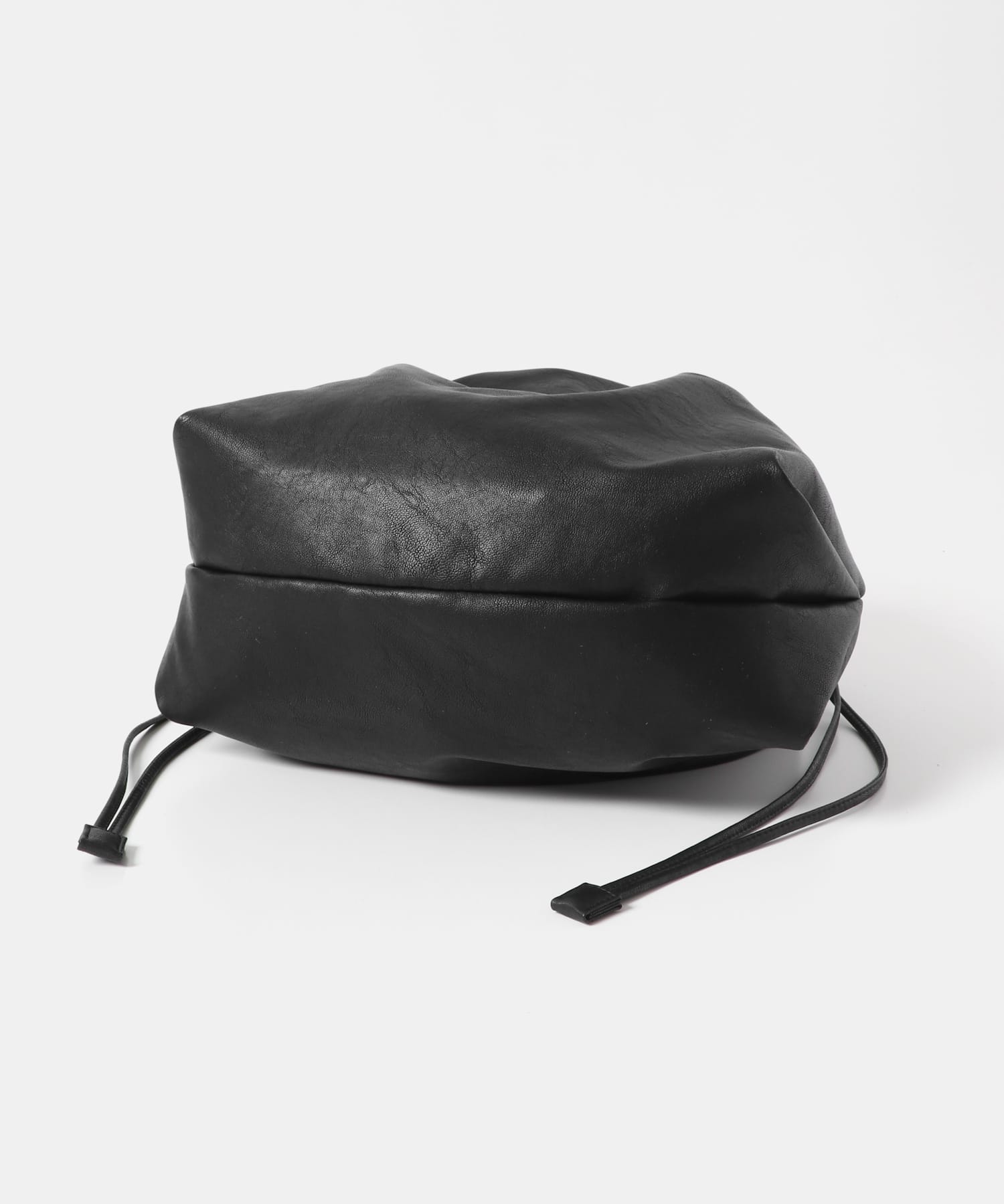 ウォッシャブルショルダーバッグ『Msize』 BLACK one