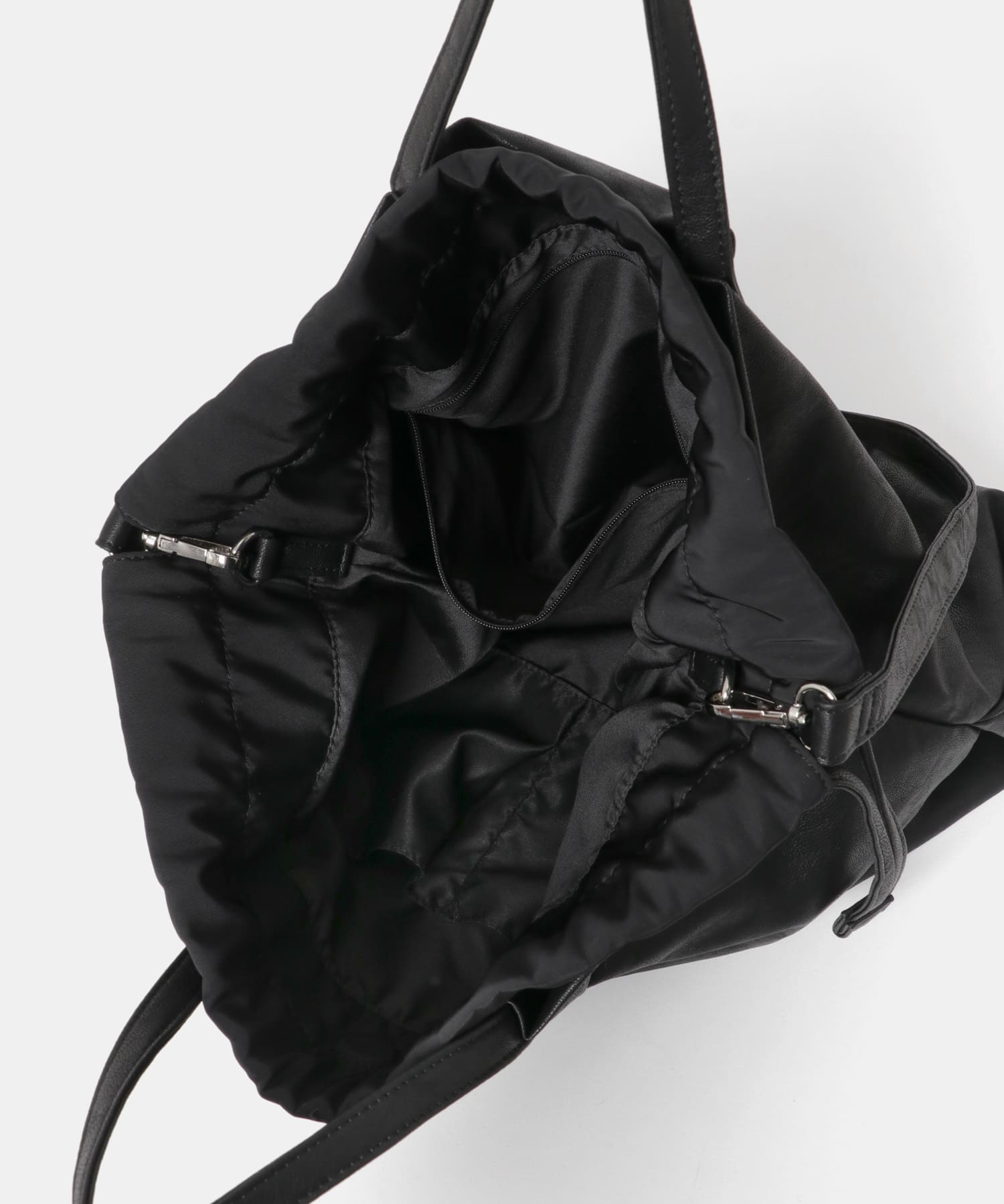 ウォッシャブルショルダーバッグ『Msize』 BLACK one