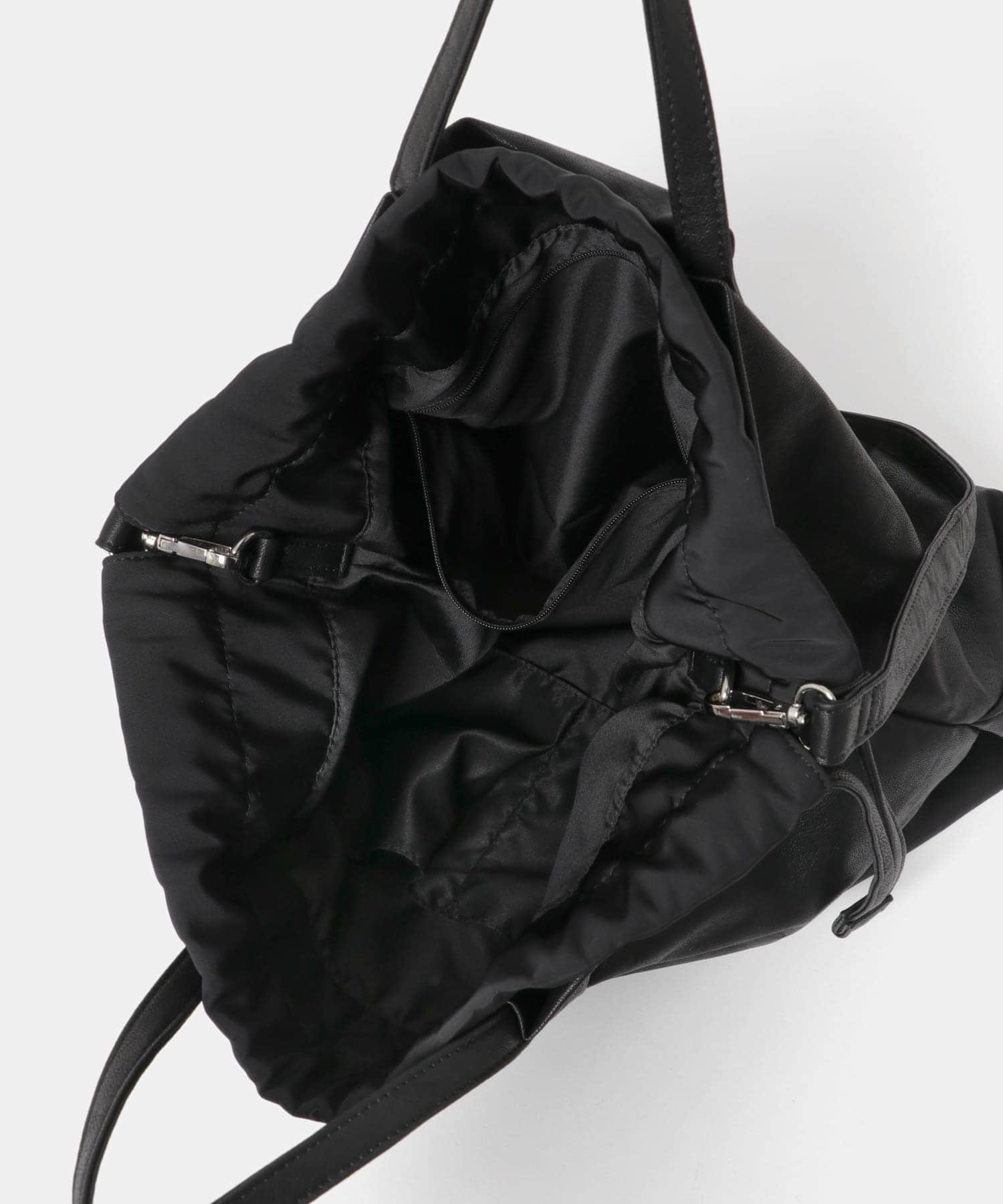 『Mサイズ』ウォッシャブルショルダーバッグ BLACK one