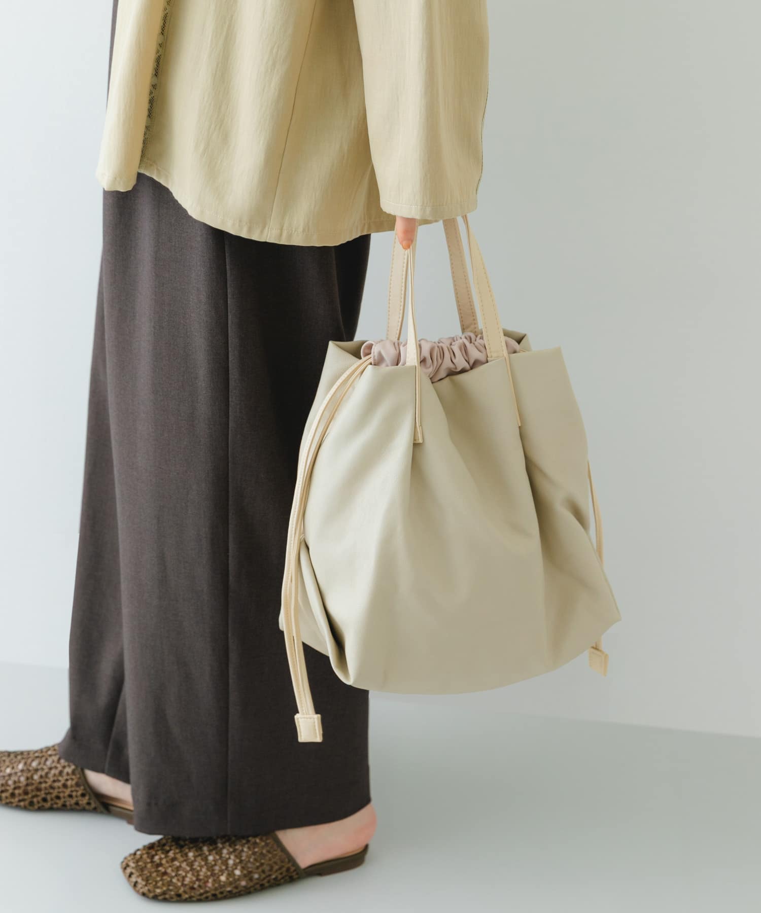 『Sサイズ』ウォッシャブルミニショルダーバッグ OFF one