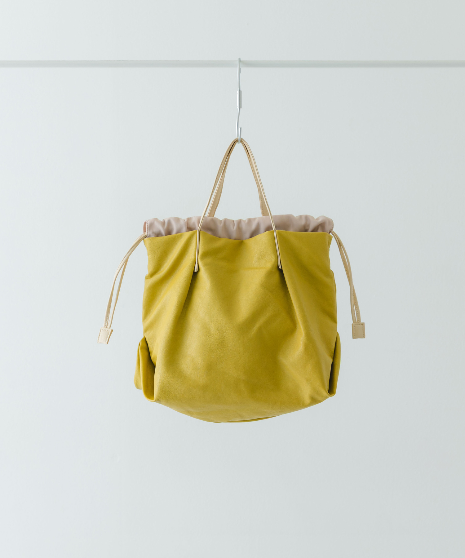 『Sサイズ』ウォッシャブルミニショルダーバッグ YELLOW one
