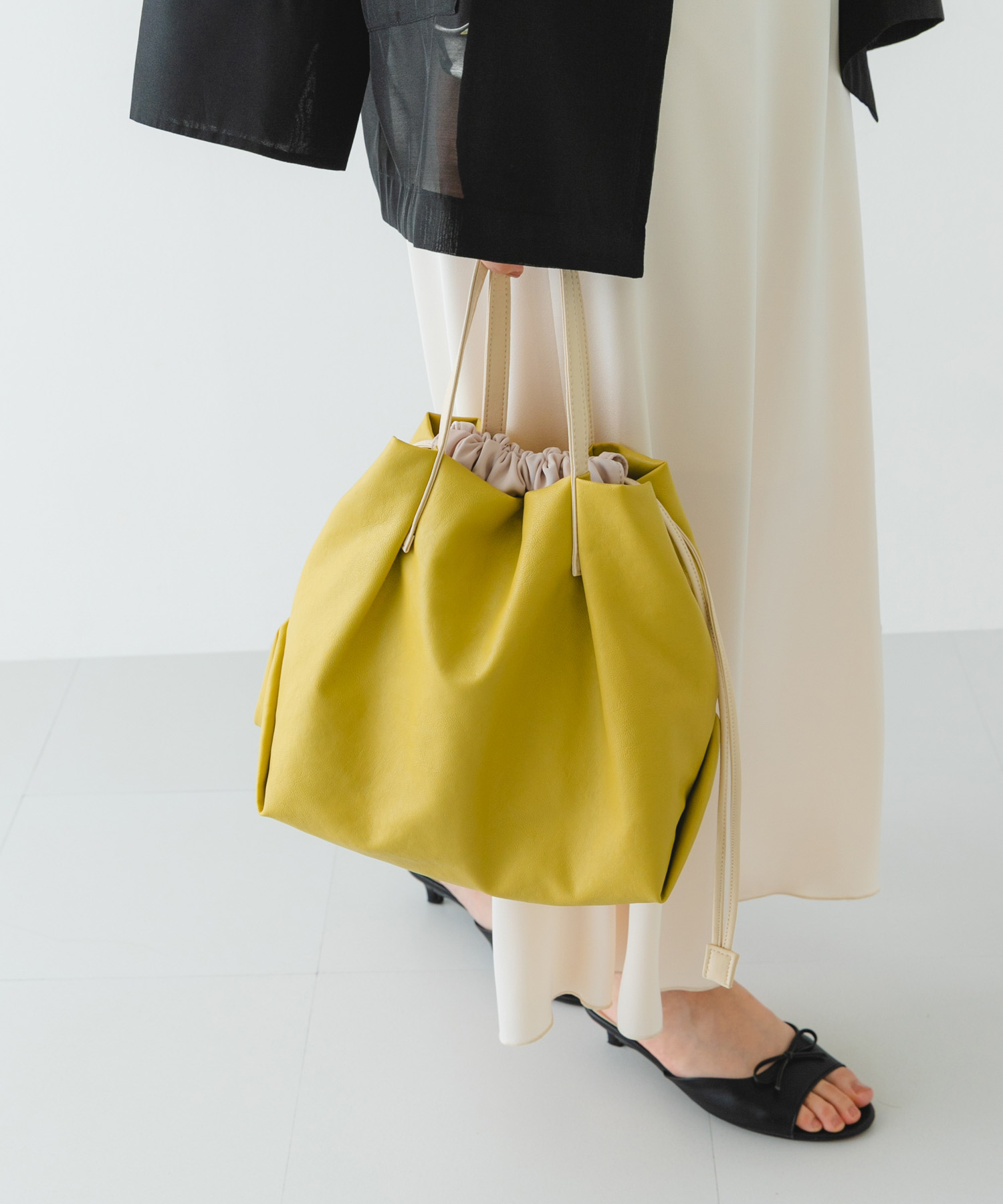 ウォッシャブルミニショルダーバッグ『Ssize』 YELLOW one