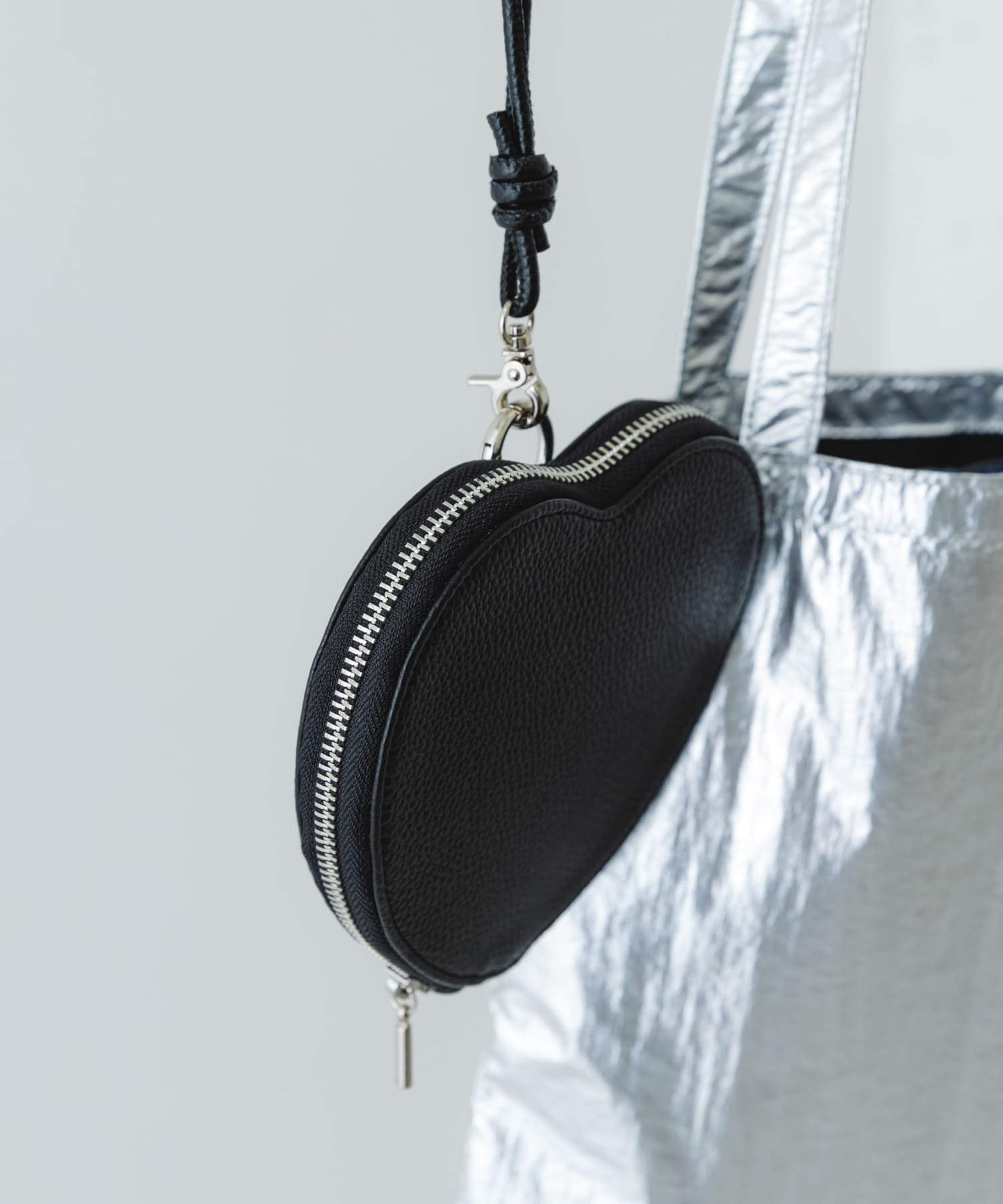 トートバッグ付ハートマルチショルダー BLACK one