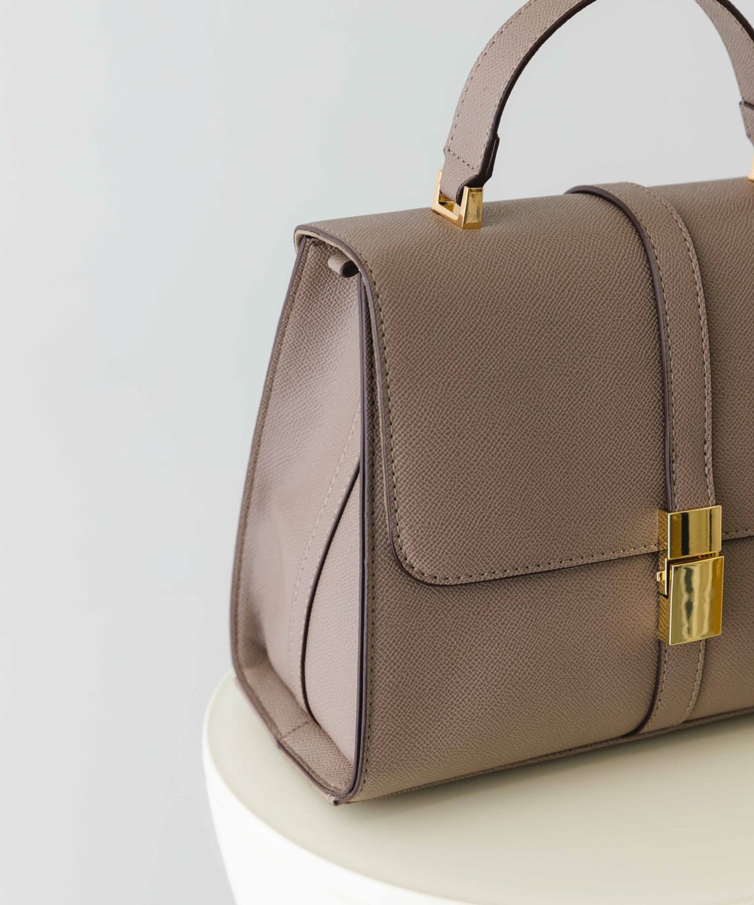 サブバッグ付フラップハンドバッグ(one BLACK): バッグ｜URBAN