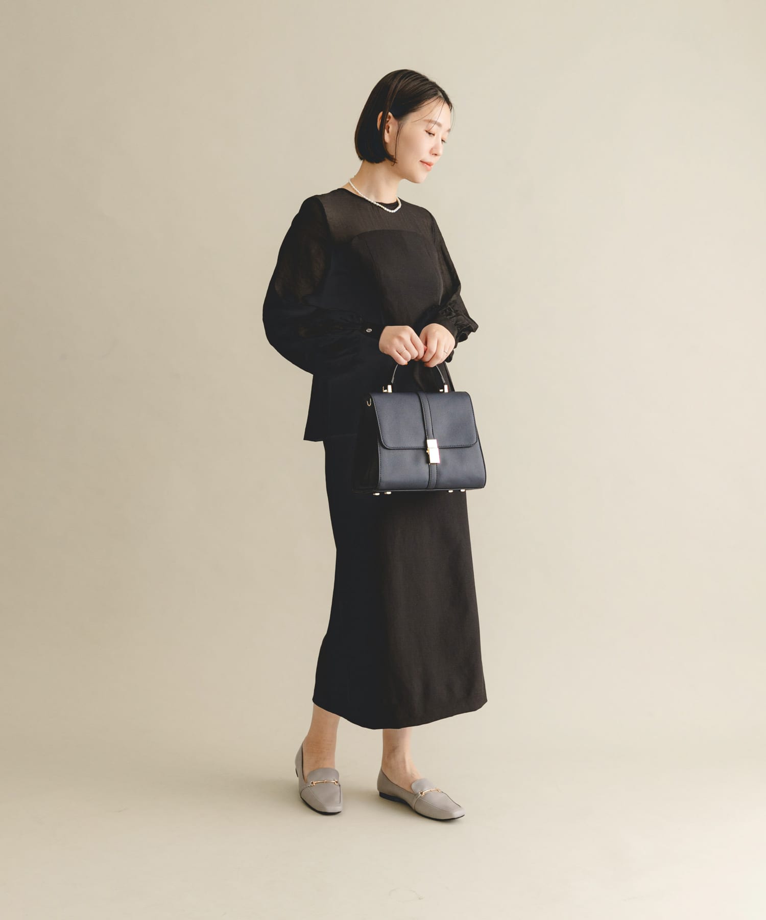 サブバッグ付フラップハンドバッグ NAVY one