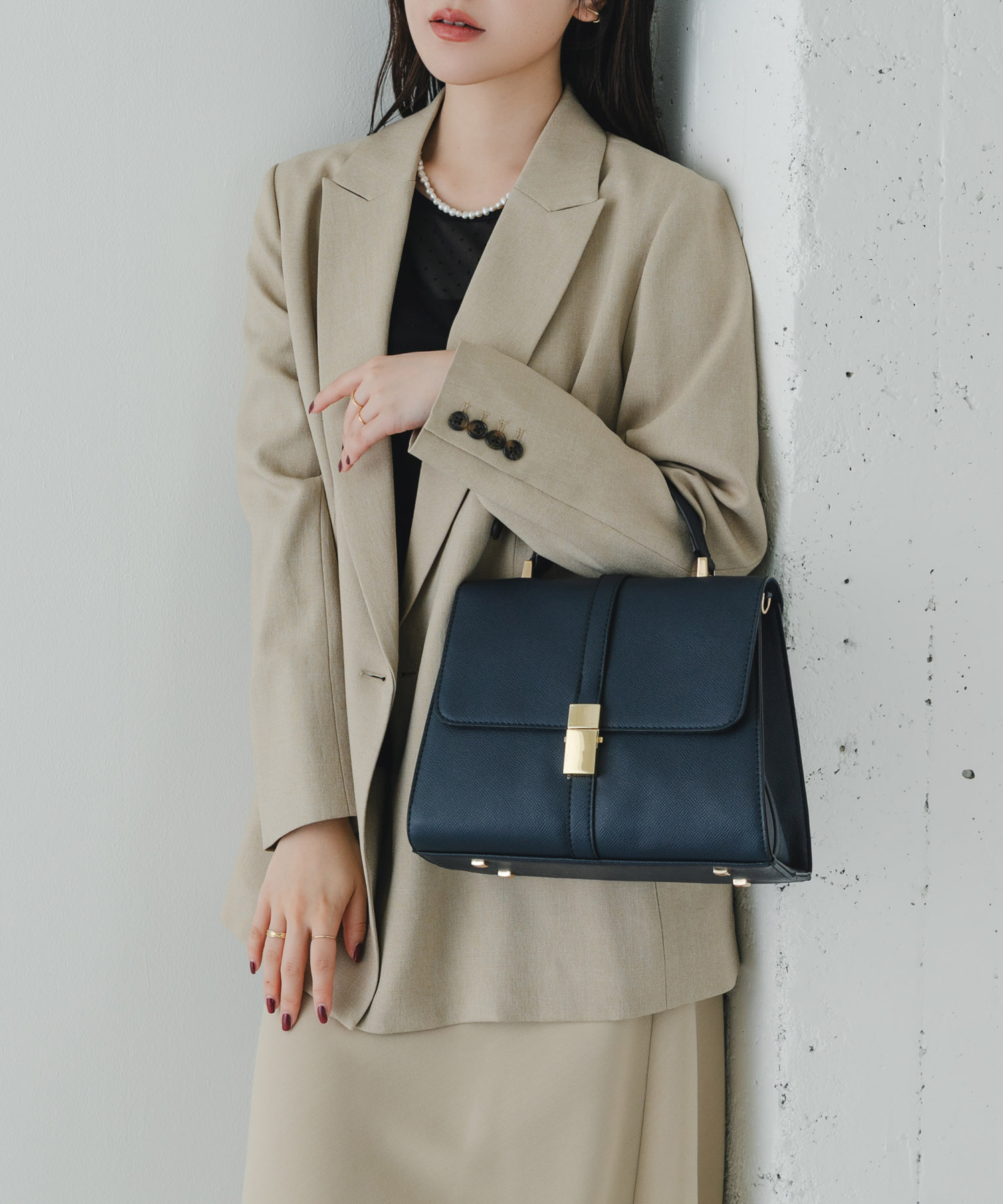 サブバッグ付フラップハンドバッグ NAVY one