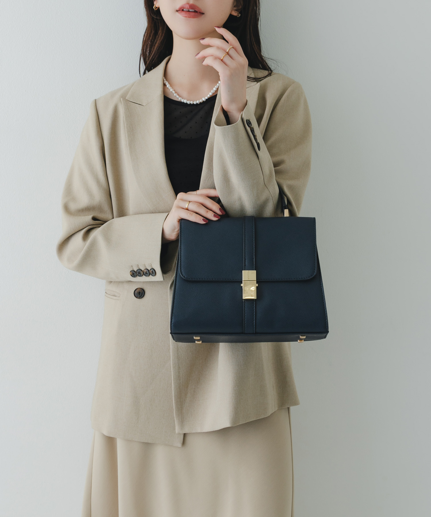 サブバッグ付フラップハンドバッグ NAVY one