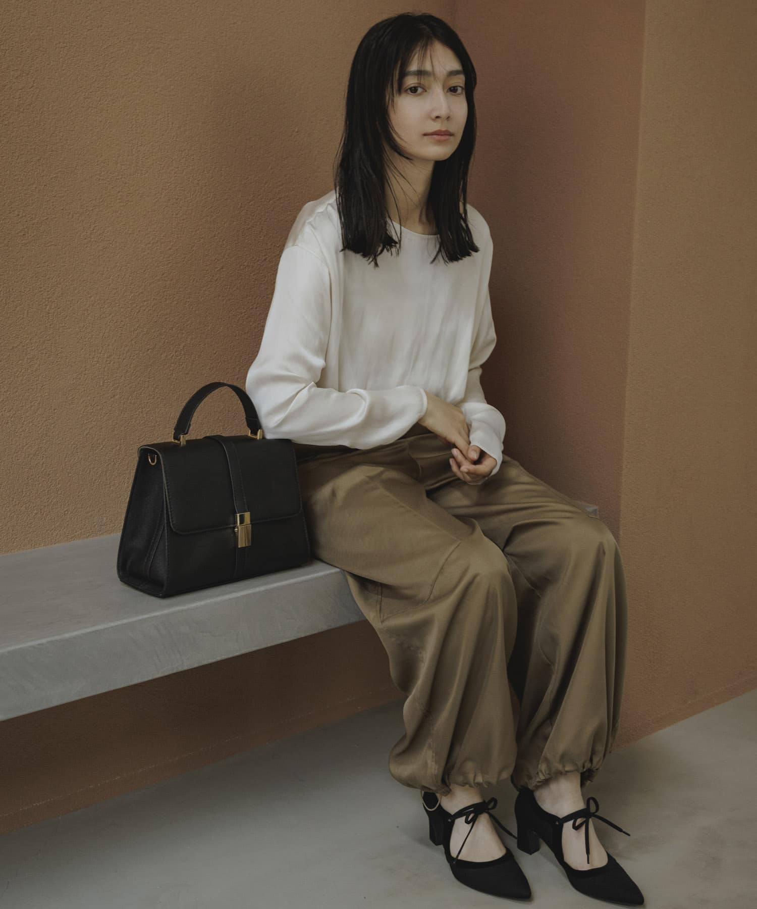 サブバッグ付フラップハンドバッグ BLACK one