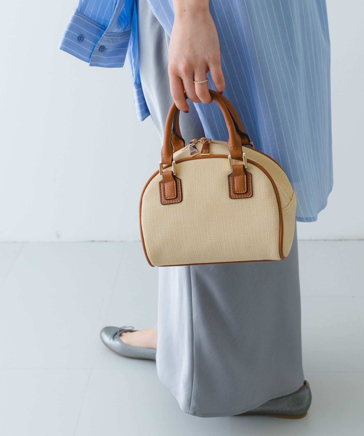 ラウンドミニボストンバッグ CAMEL one