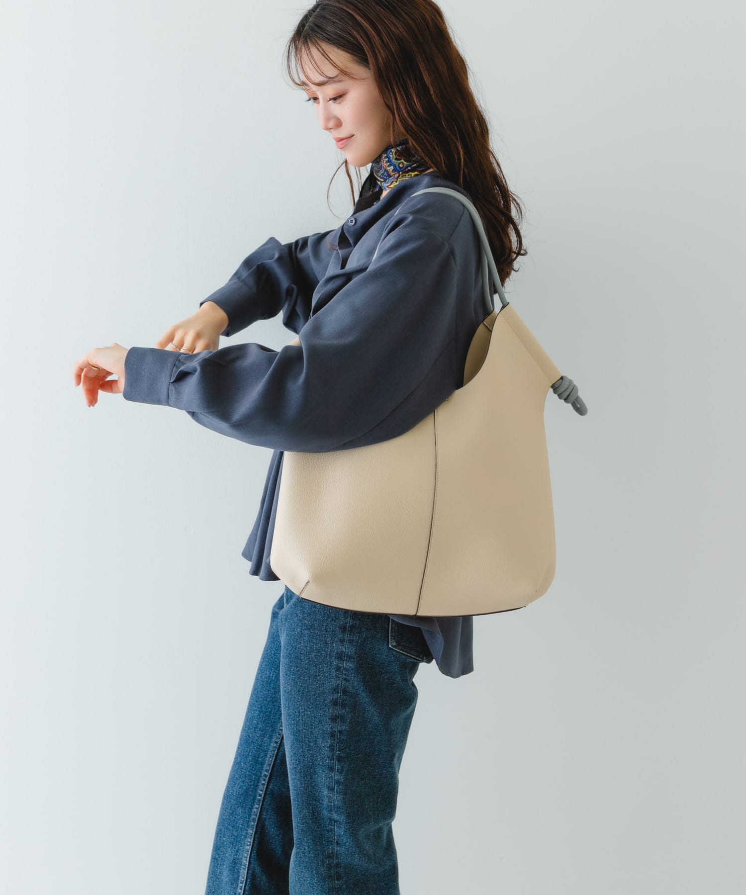 ラウンドデザインむすびトートバッグ OFF WHITE one