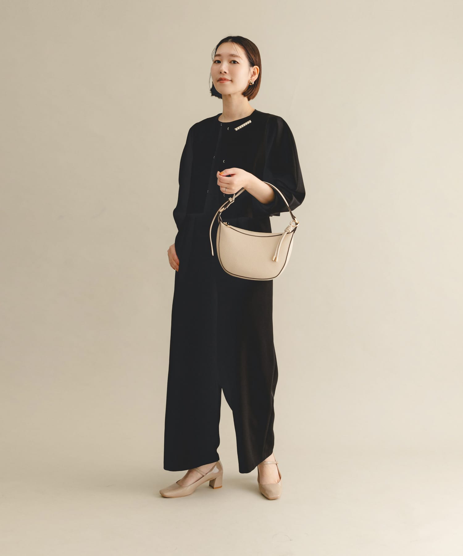 L.BEIGE