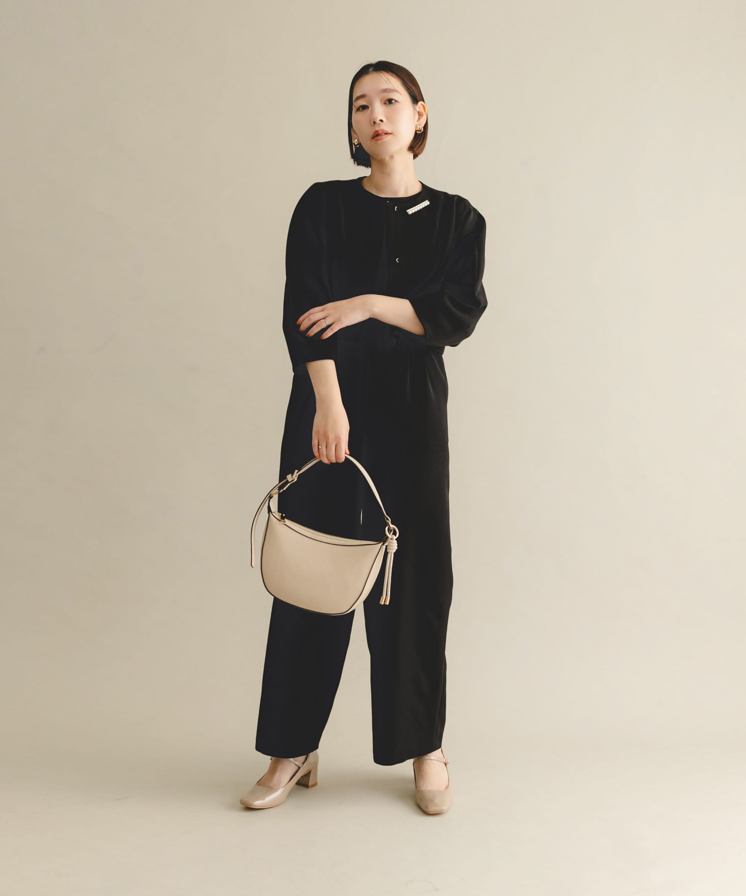 L.BEIGE