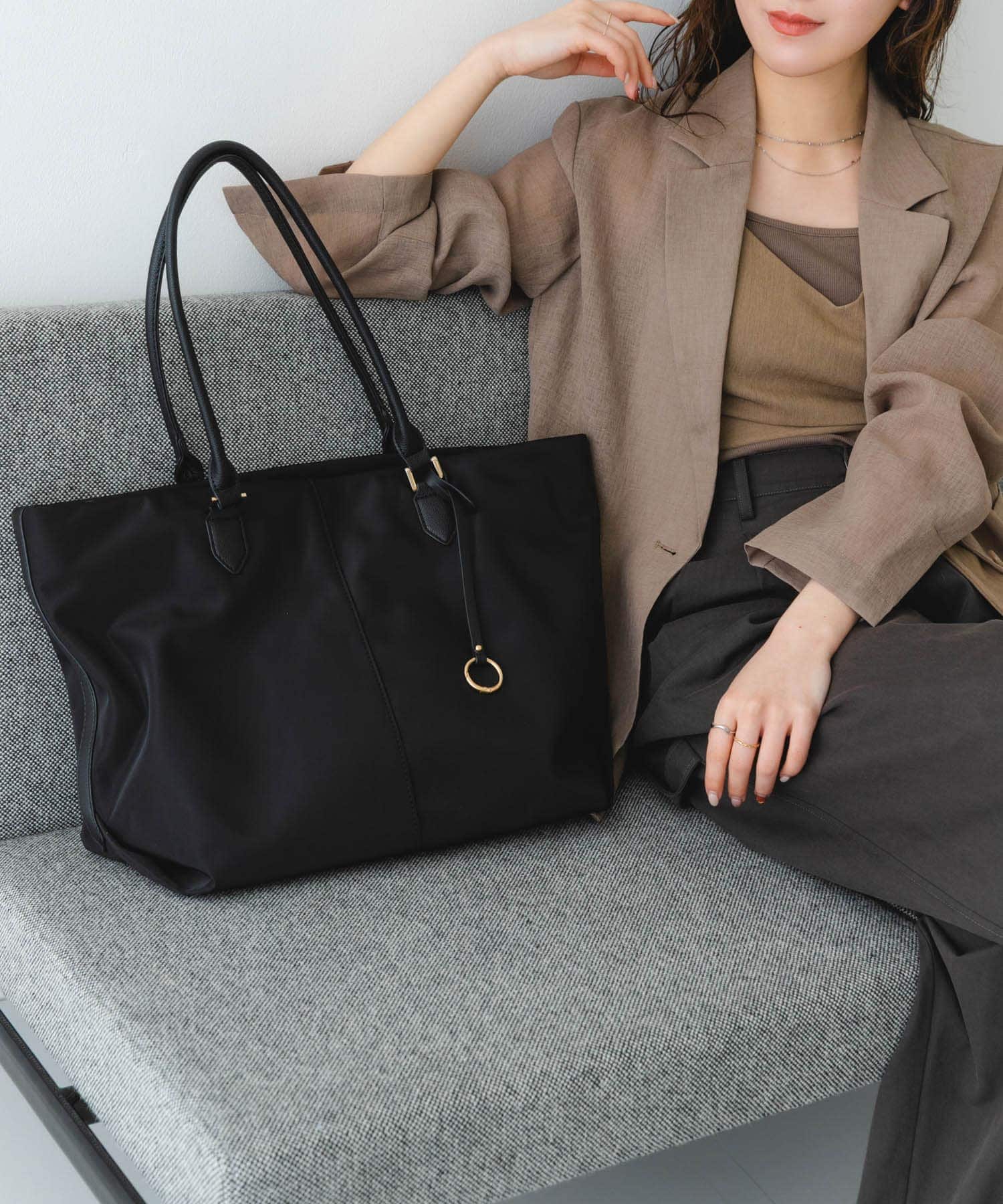 RODE SKO 撥水ブラックトートバッグ 撥水タックトートバッグ（トートバッグ）｜RODE SKO（ロデスコ