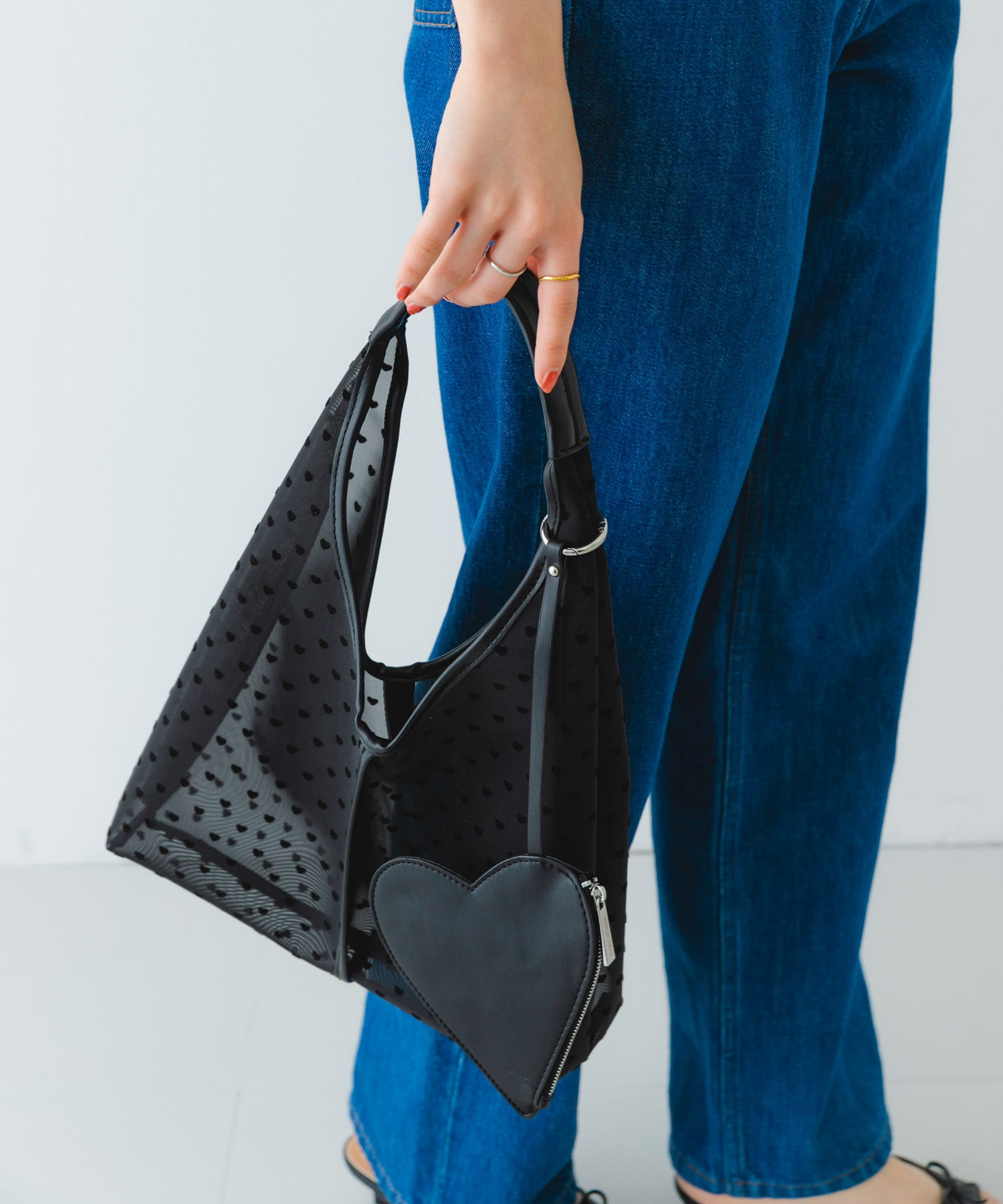 ハートシアーサンカクハンドバッグ BLACK one