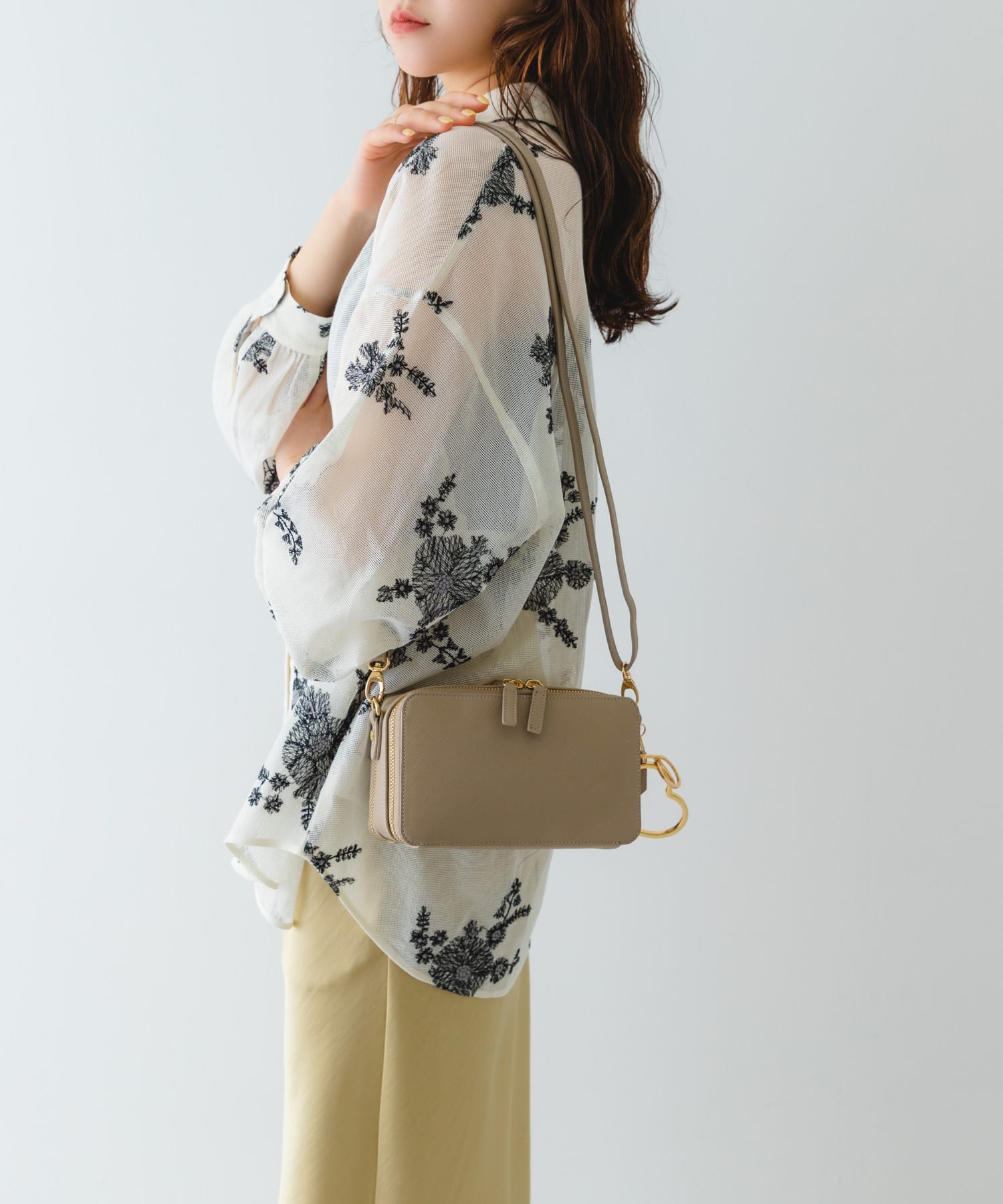 お財布ショルダーバッグ GREIGE one