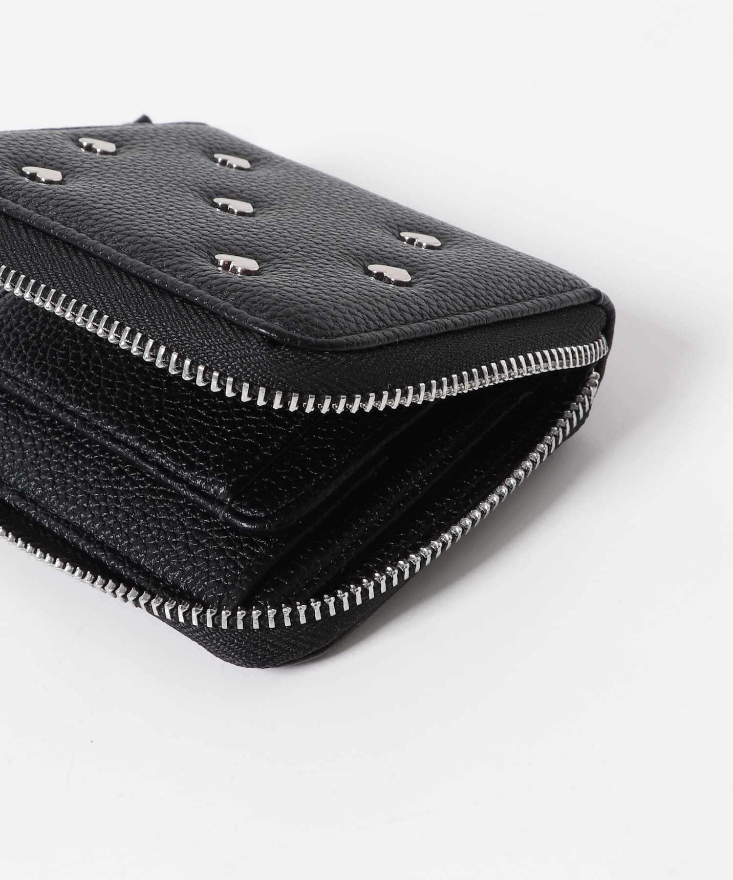 ハートスタッズ二つ折りミニ財布 BLACK one
