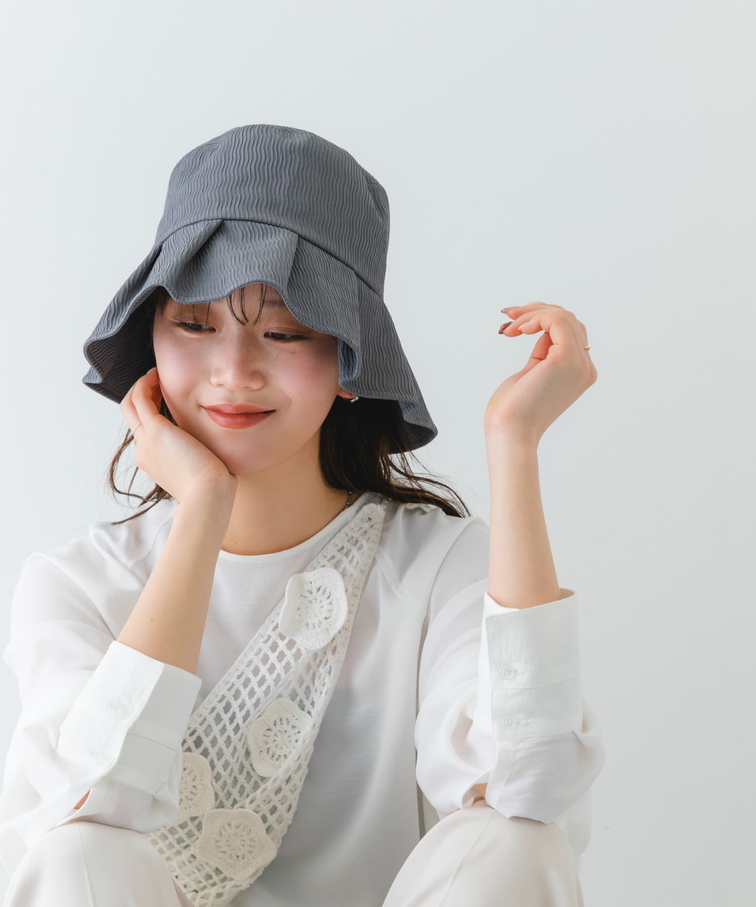 ファブリックギャザーハット CHARCOAL FREE