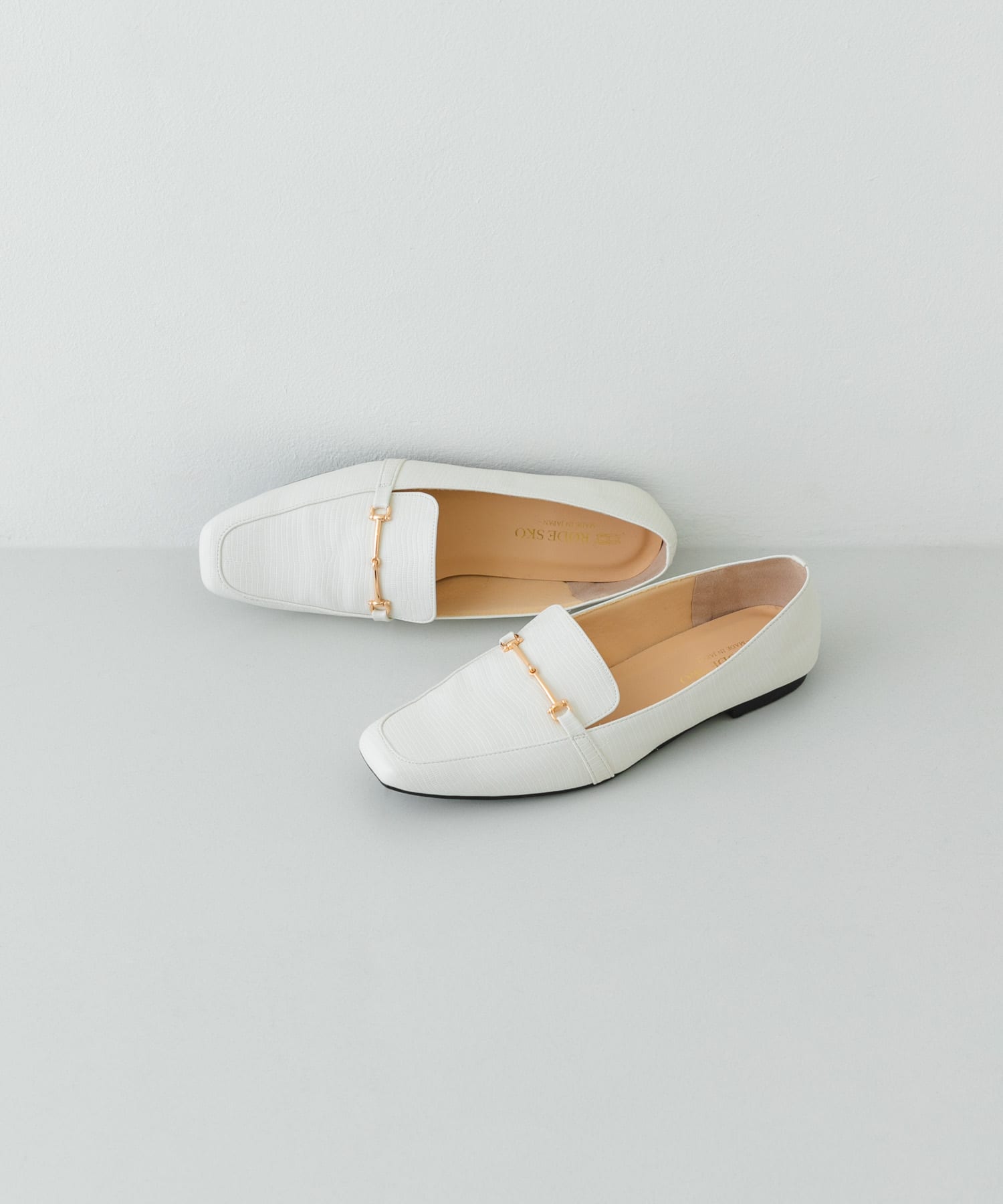 『MADE IN JAPAN』 スクエアトゥ細ビットローファー IVORY 36