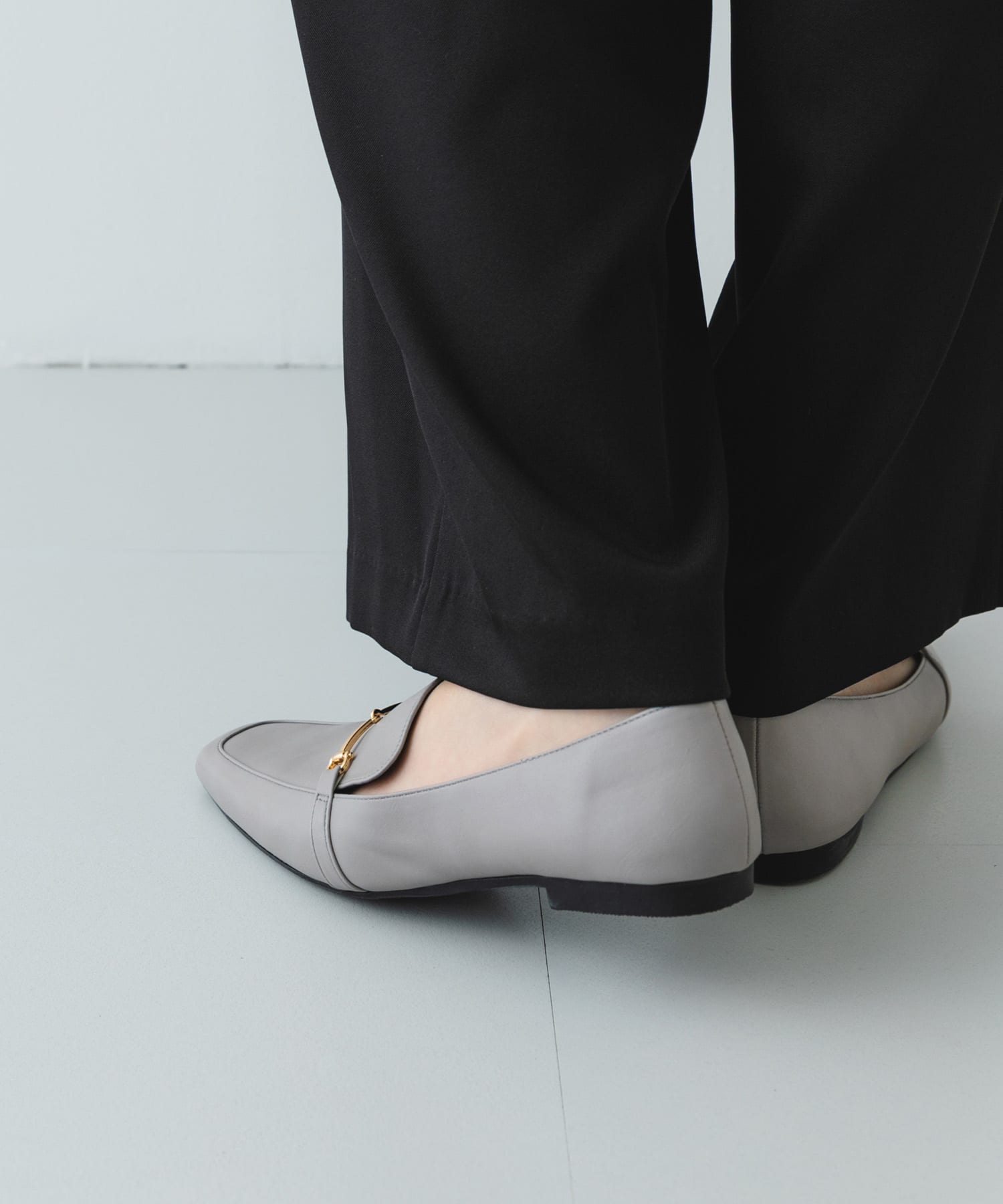 『MADE IN JAPAN』 スクエアトゥ細ビットローファー GRAY 36