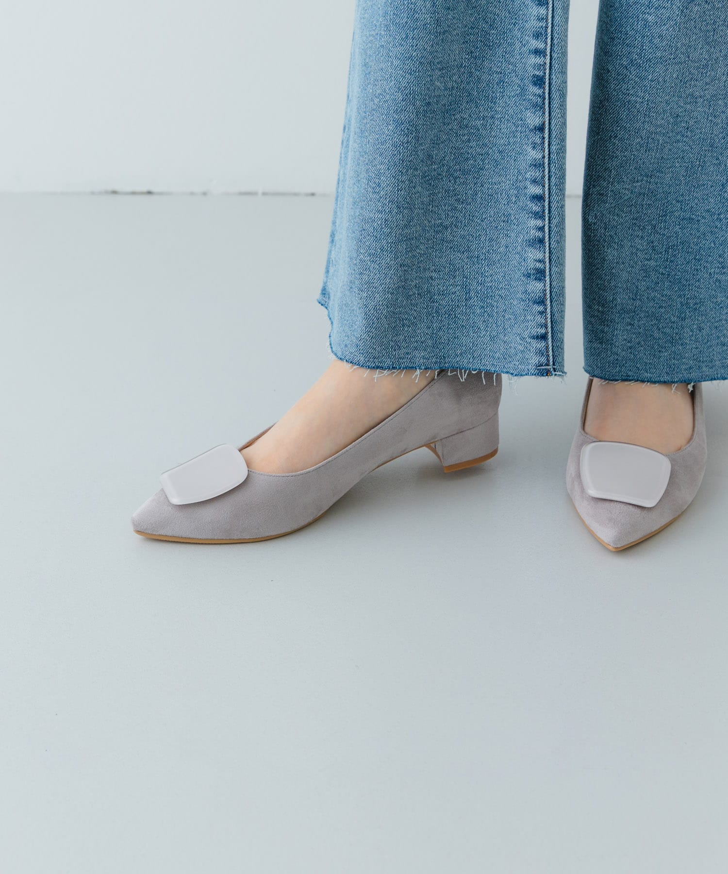 『MADE IN JAPAN』 3センチクリアバックルパンプス LIGHT GRAY 36