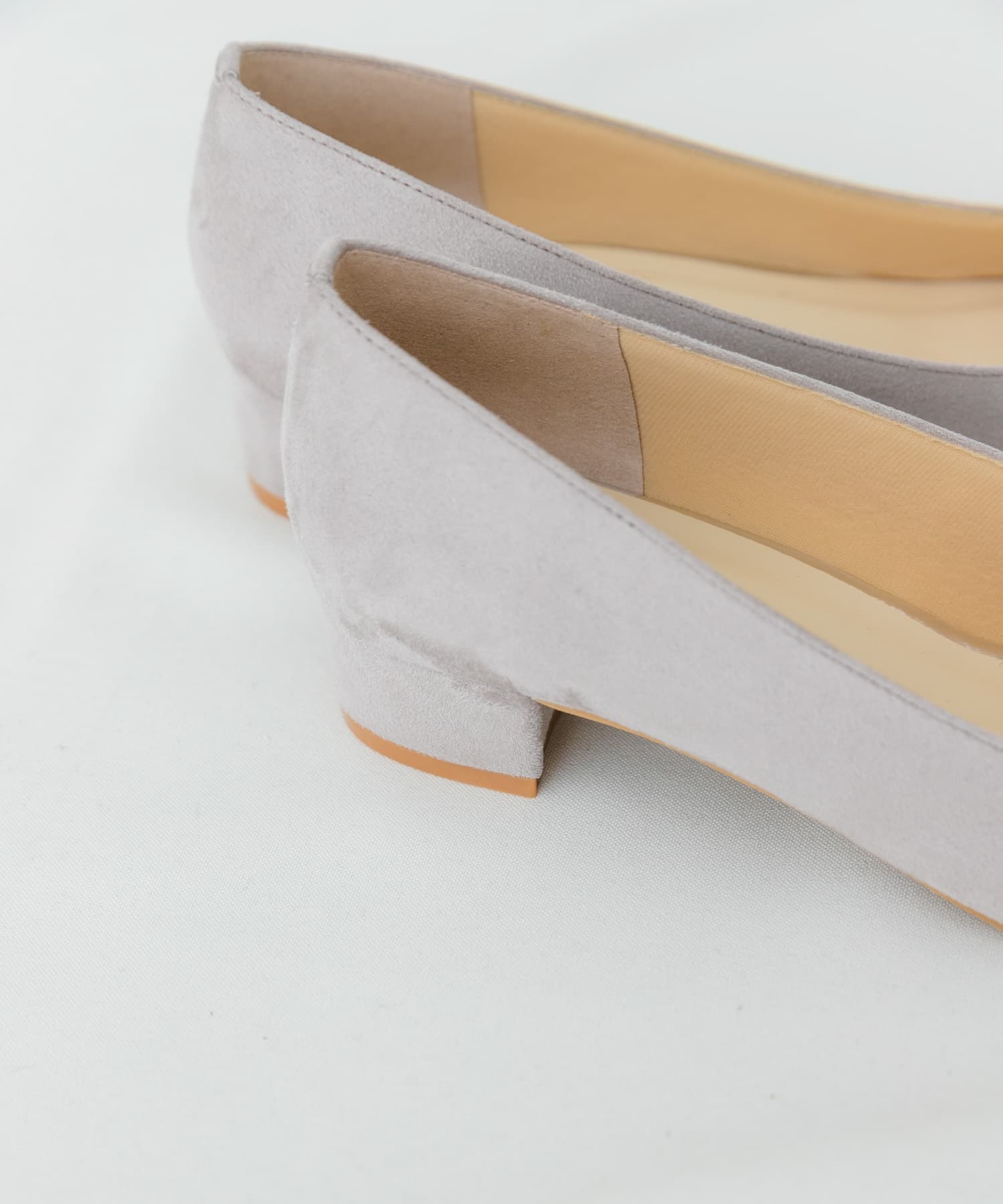 『MADE IN JAPAN』 3センチクリアバックルパンプス LIGHT GRAY 37