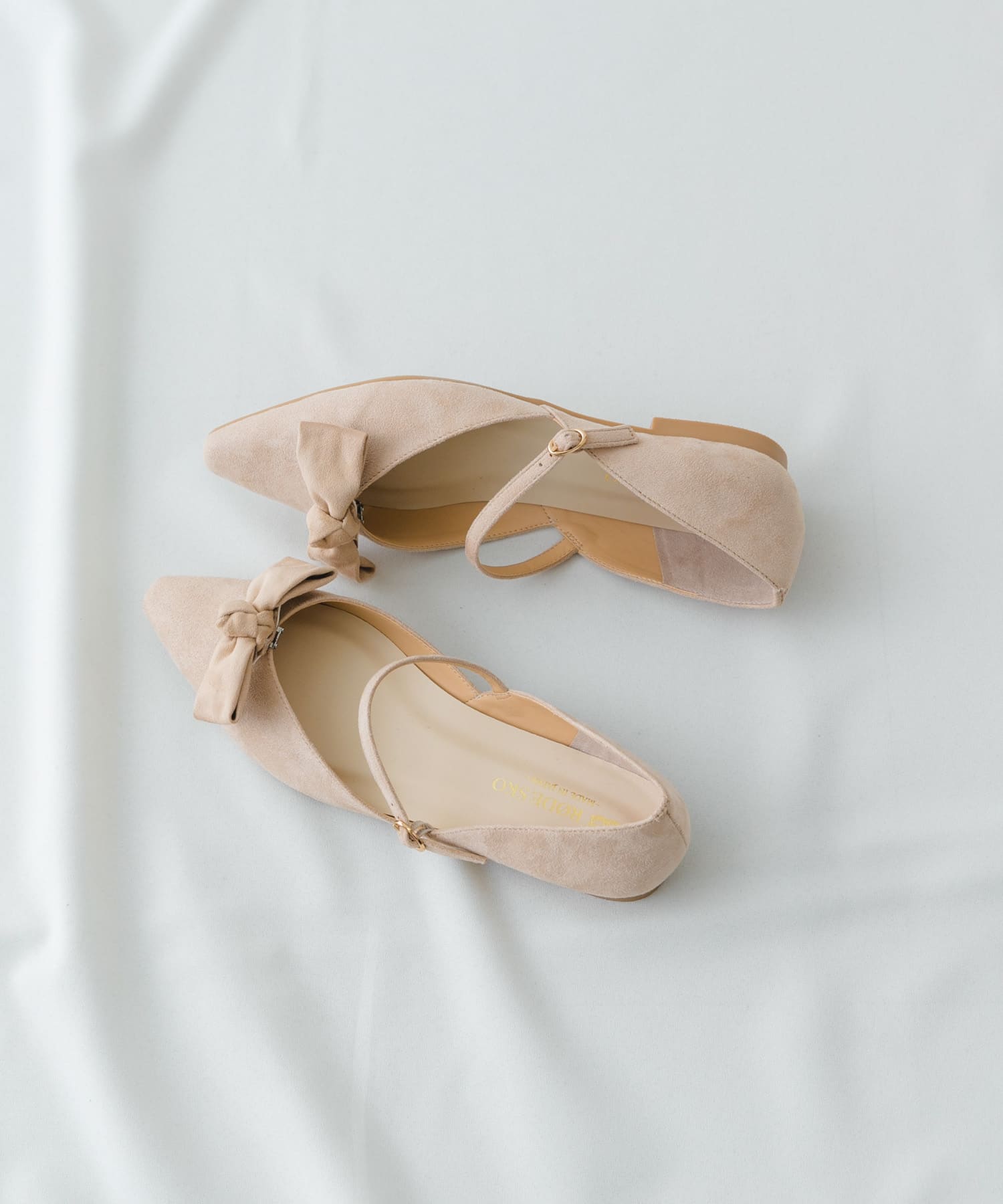 『WEB/一部店舗限定カラー』『MADE IN JAPAN』マルチWAYリボンパンプス MILK 36