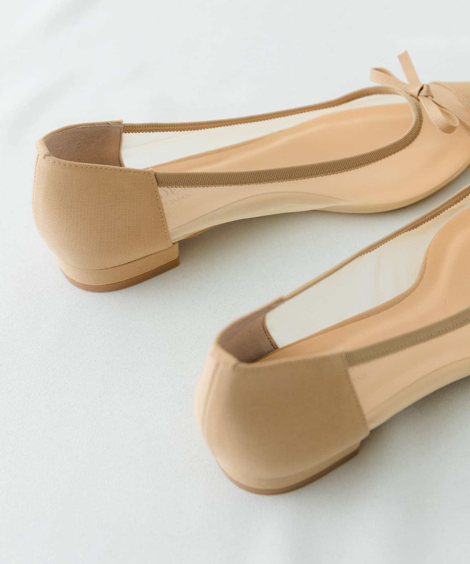 『MADE IN JAPAN』ポインテッドシアーフラットシューズ BEIGE 37