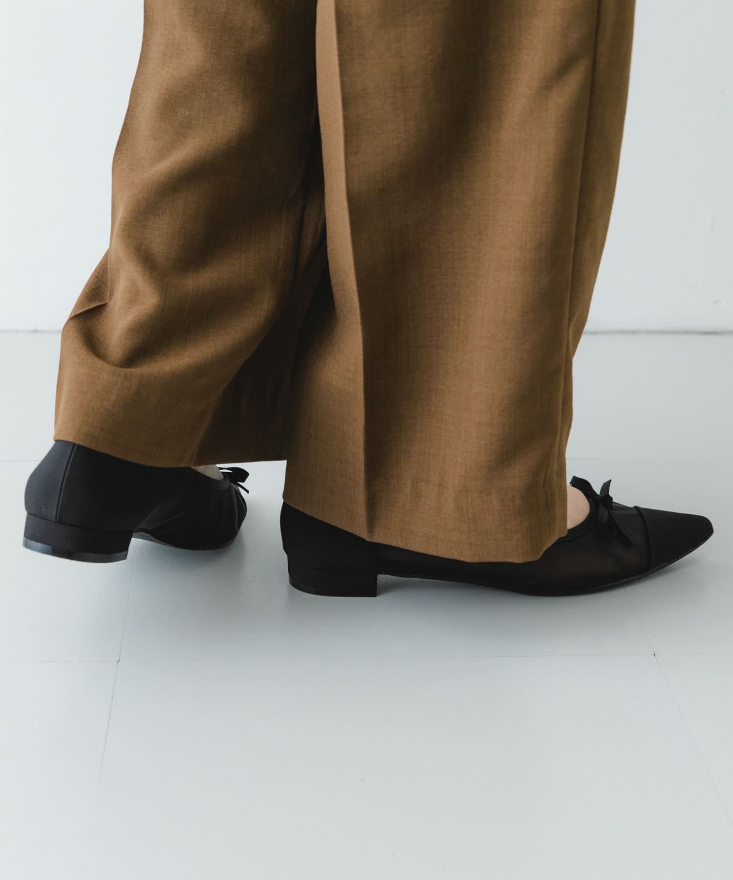 『MADE IN JAPAN』ポインテッドシアーフラットシューズ BLACK 36