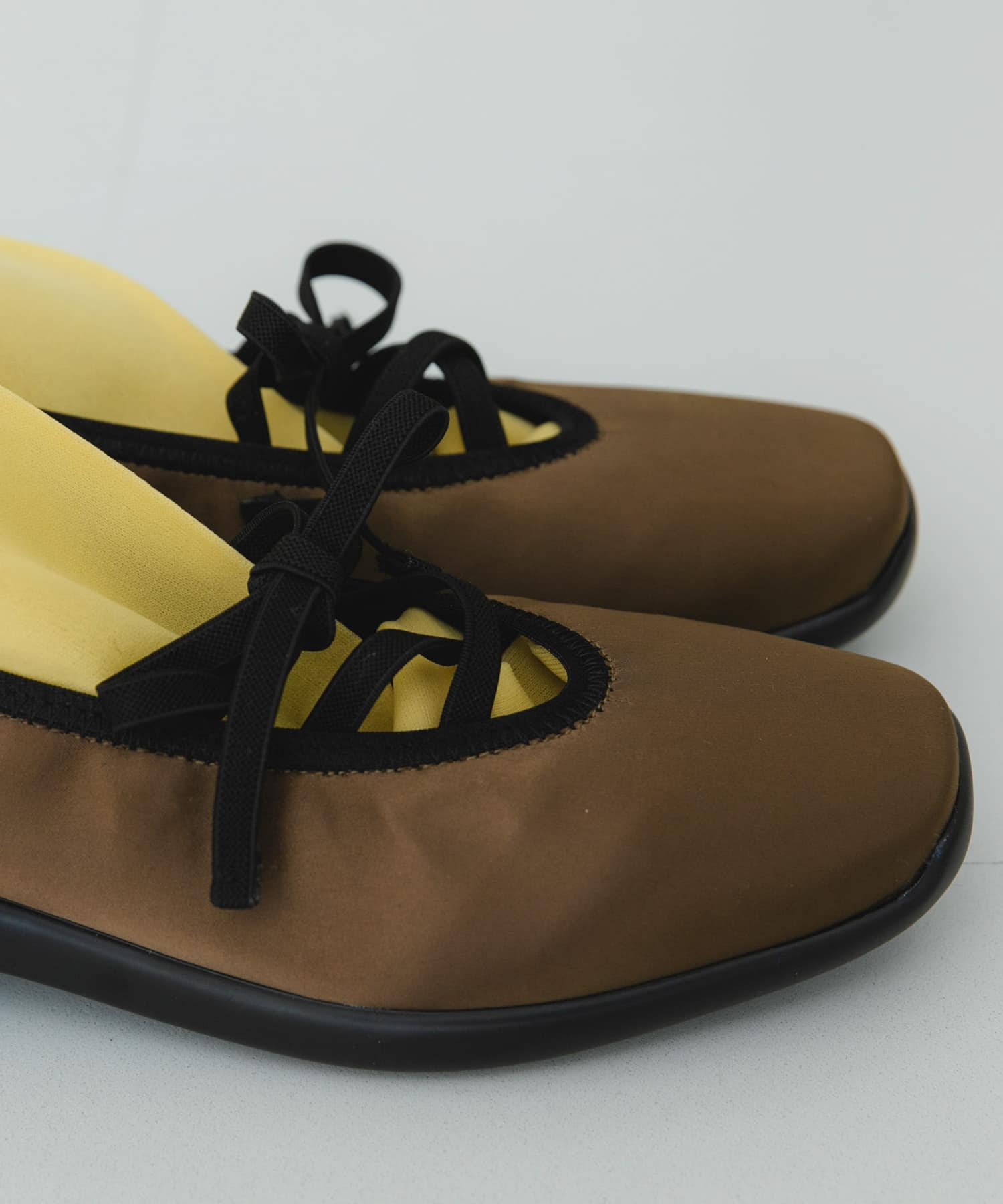 バレリーナスニーカー OLIVE 37