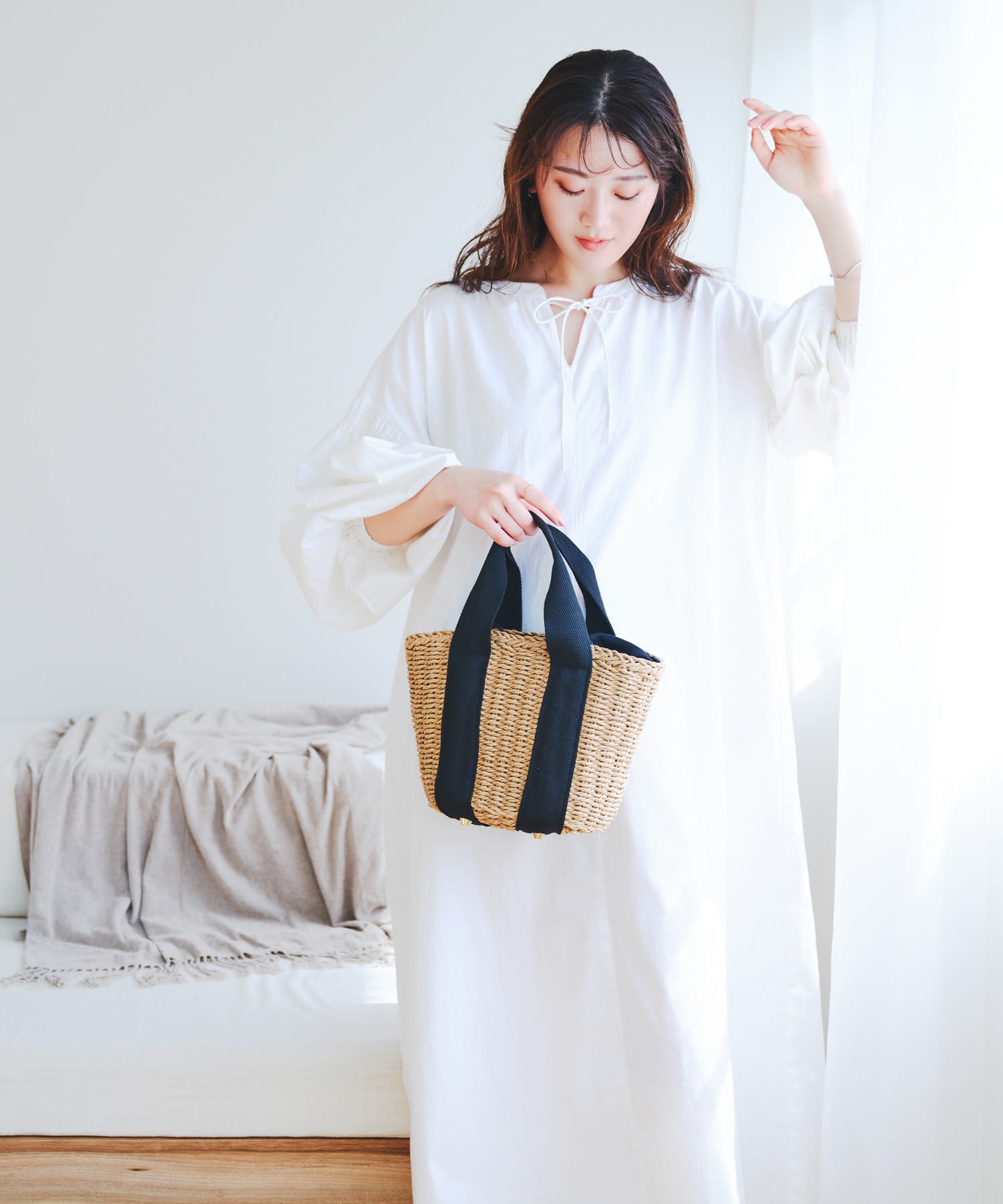 ナチュラルカゴバッグ BEGxBLK one