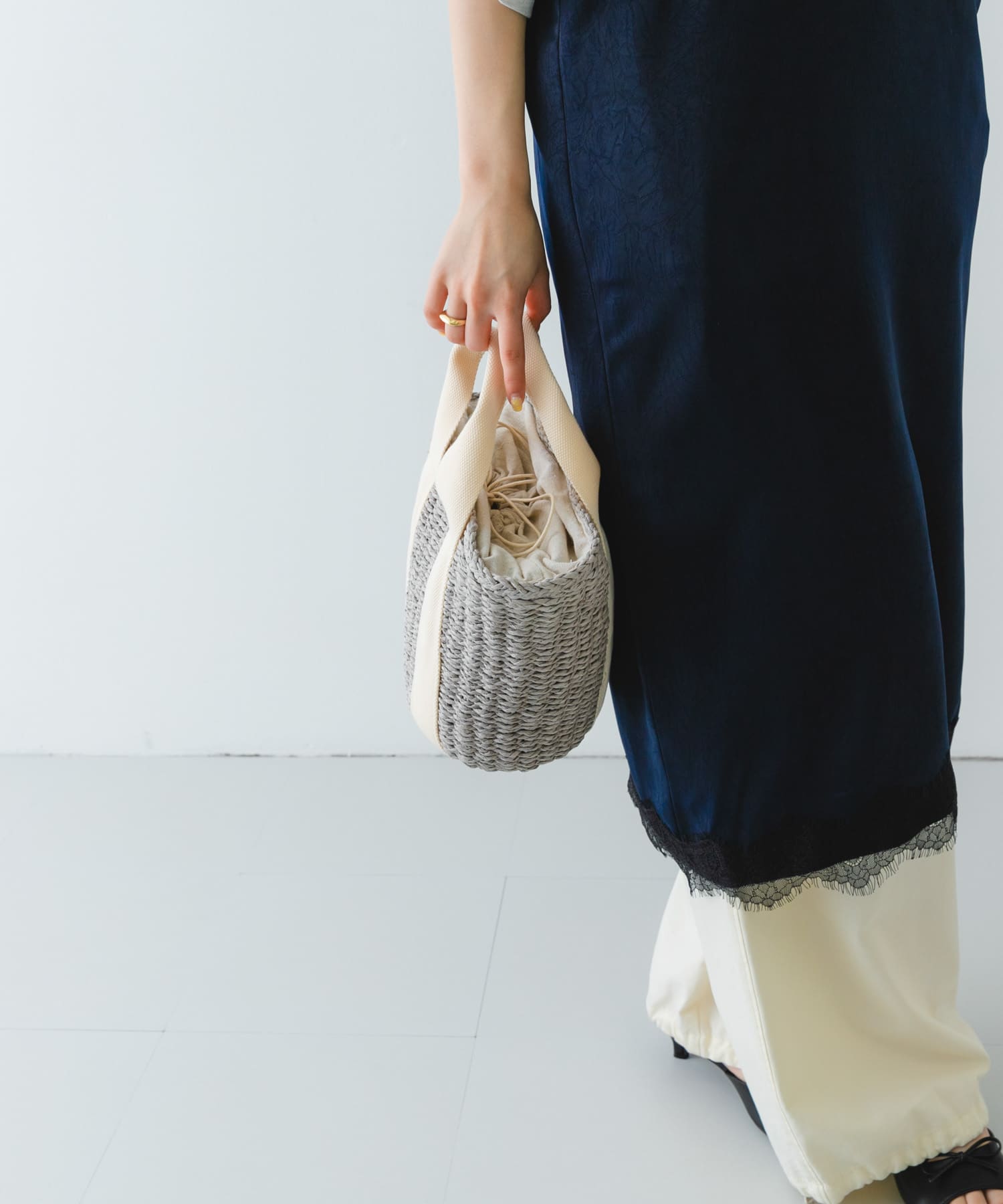 ナチュラルカゴバッグ GRYxOFF one