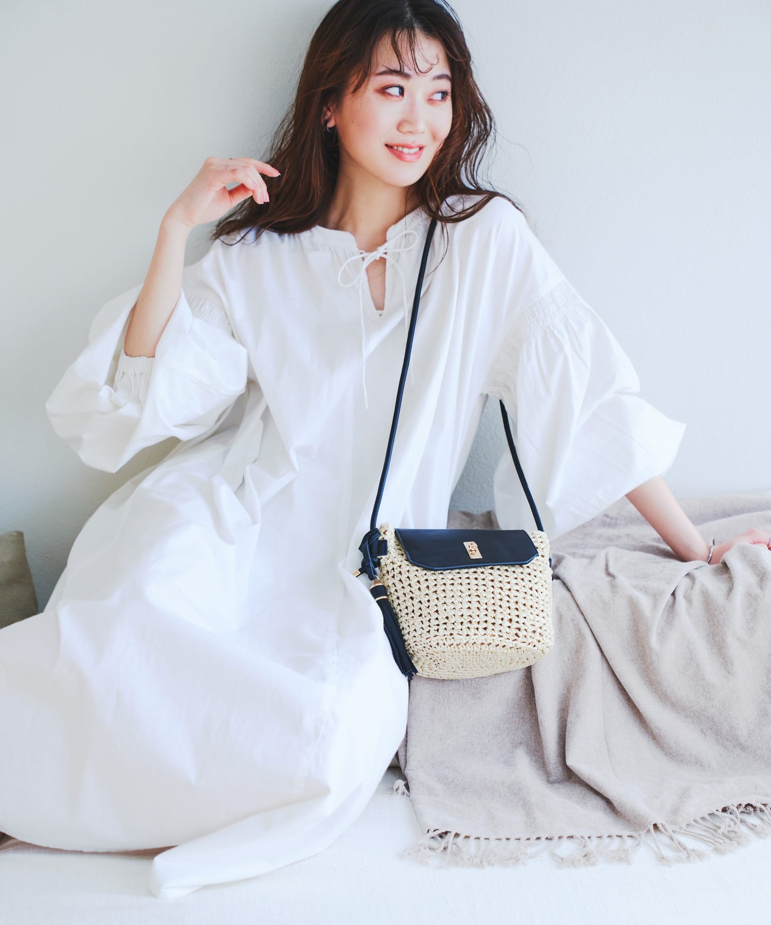 ペーパーコンビショルダーバッグ NTLxBLK one