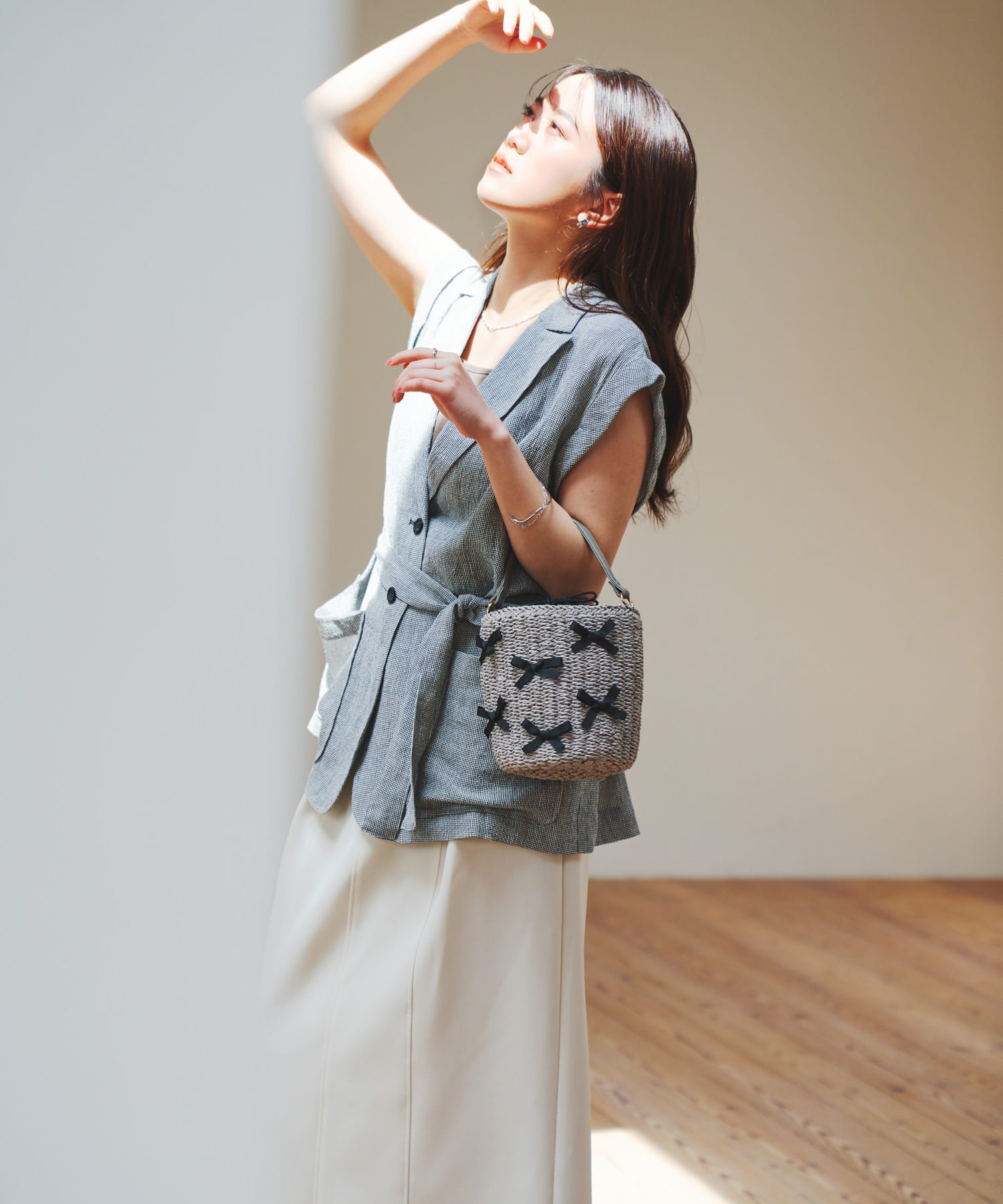 リボンバスケットショルダーバッグ GRAYxBLK one