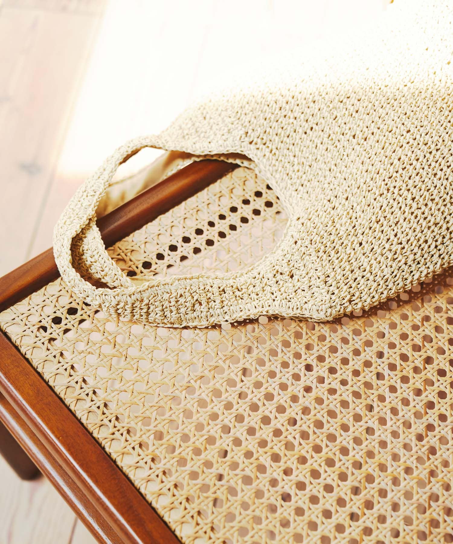 コマ編みペーパートートバッグ BEIGE one