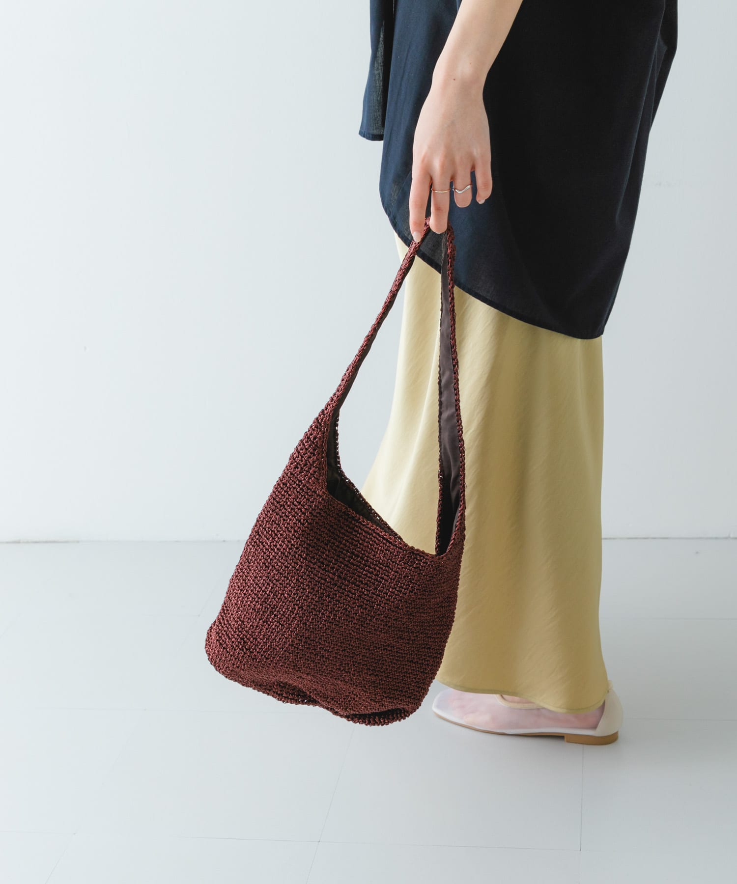 ワンハンドルラメショルダーバッグ BROWN one