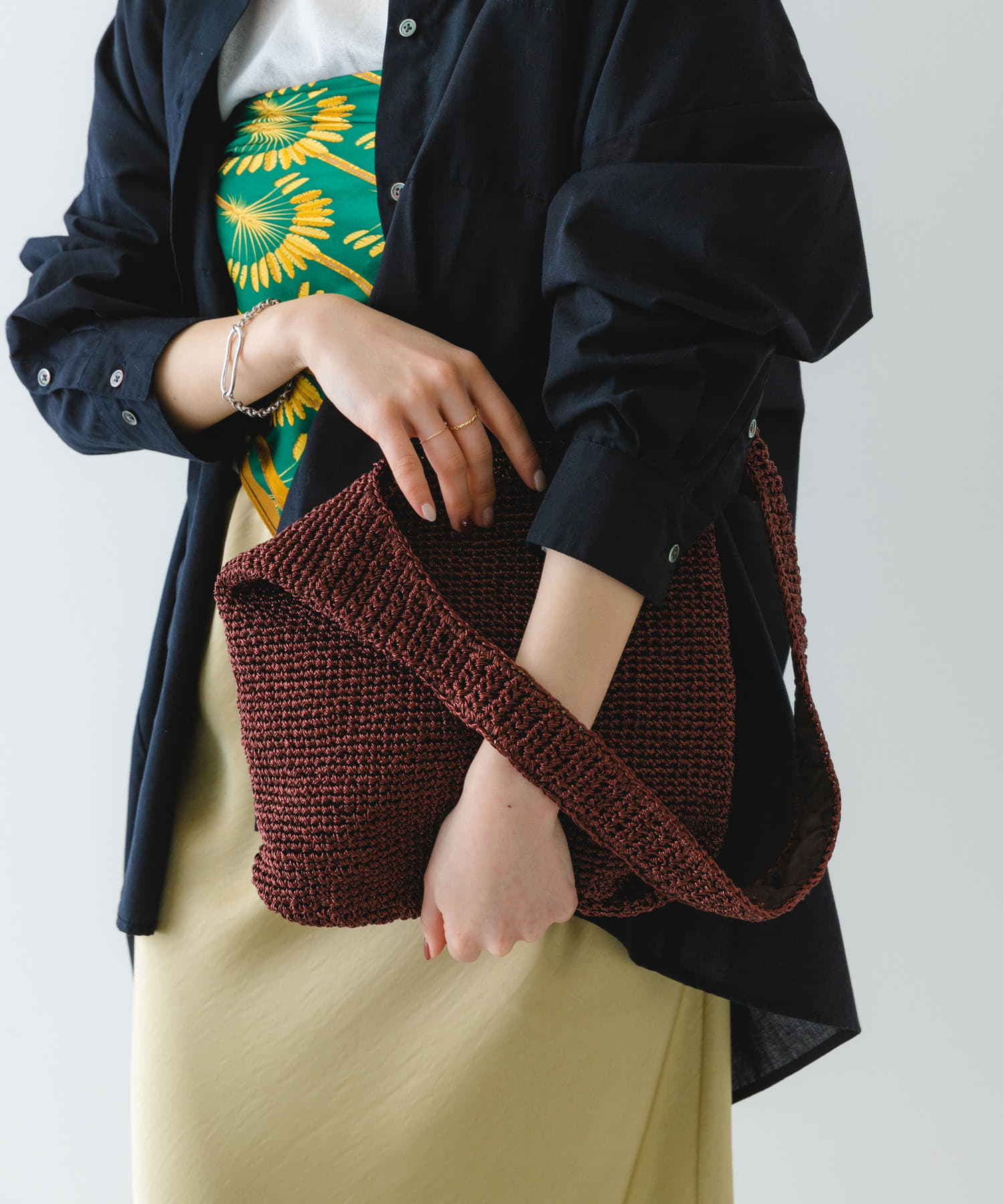 ワンハンドルラメショルダーバッグ BROWN one