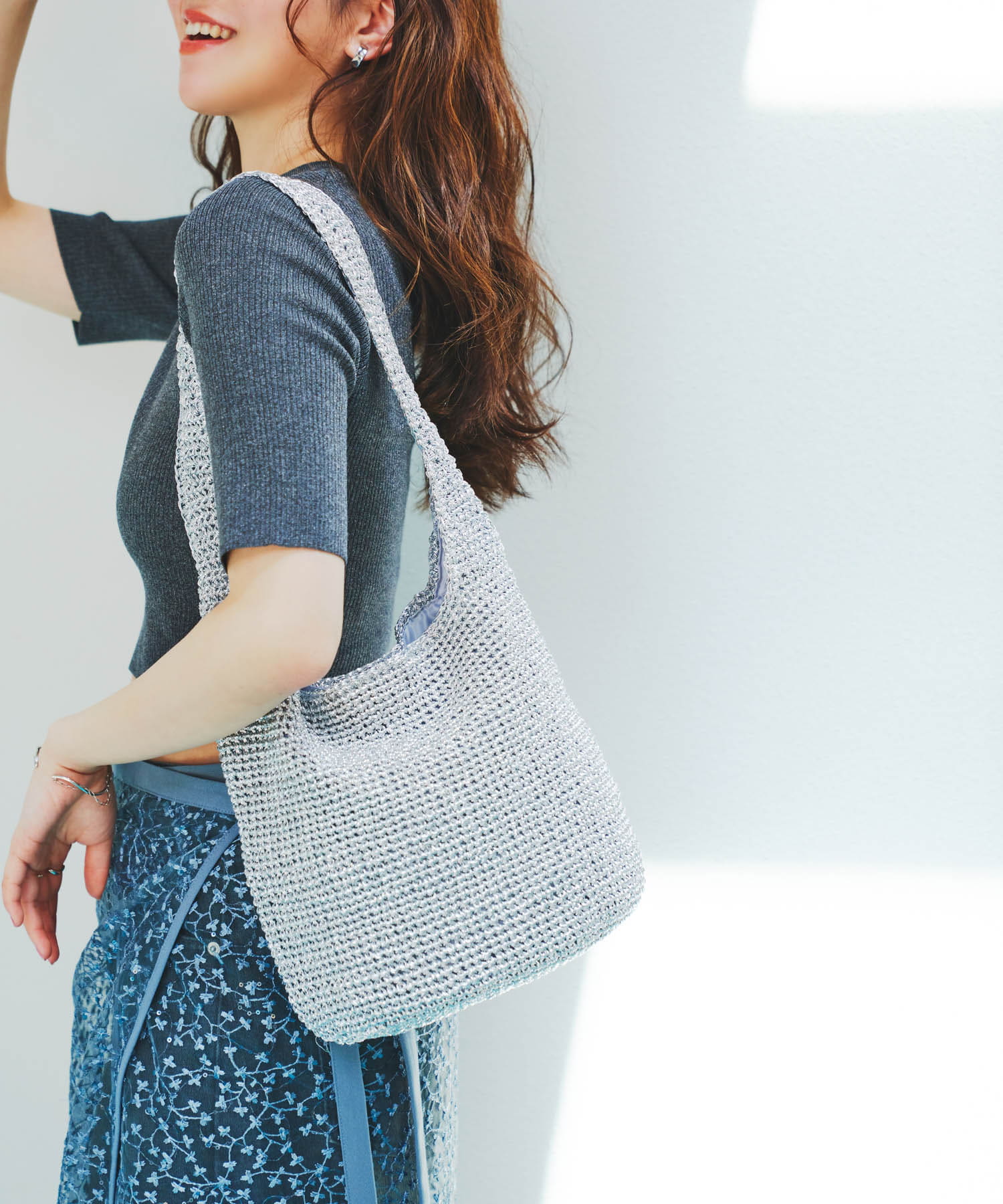 ワンハンドルラメショルダーバッグ