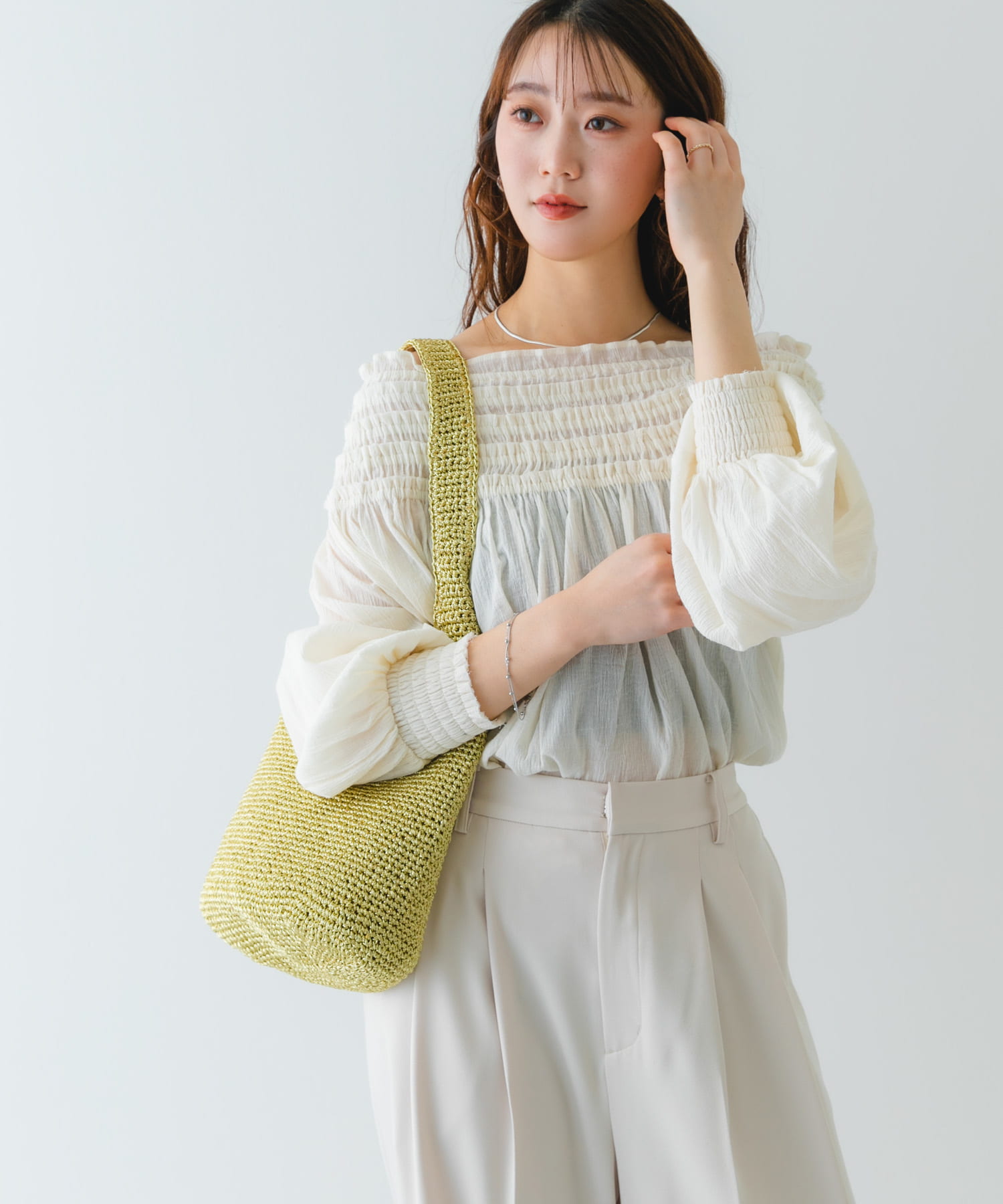 ワンハンドルラメショルダーバッグ LIGHT GOLD one