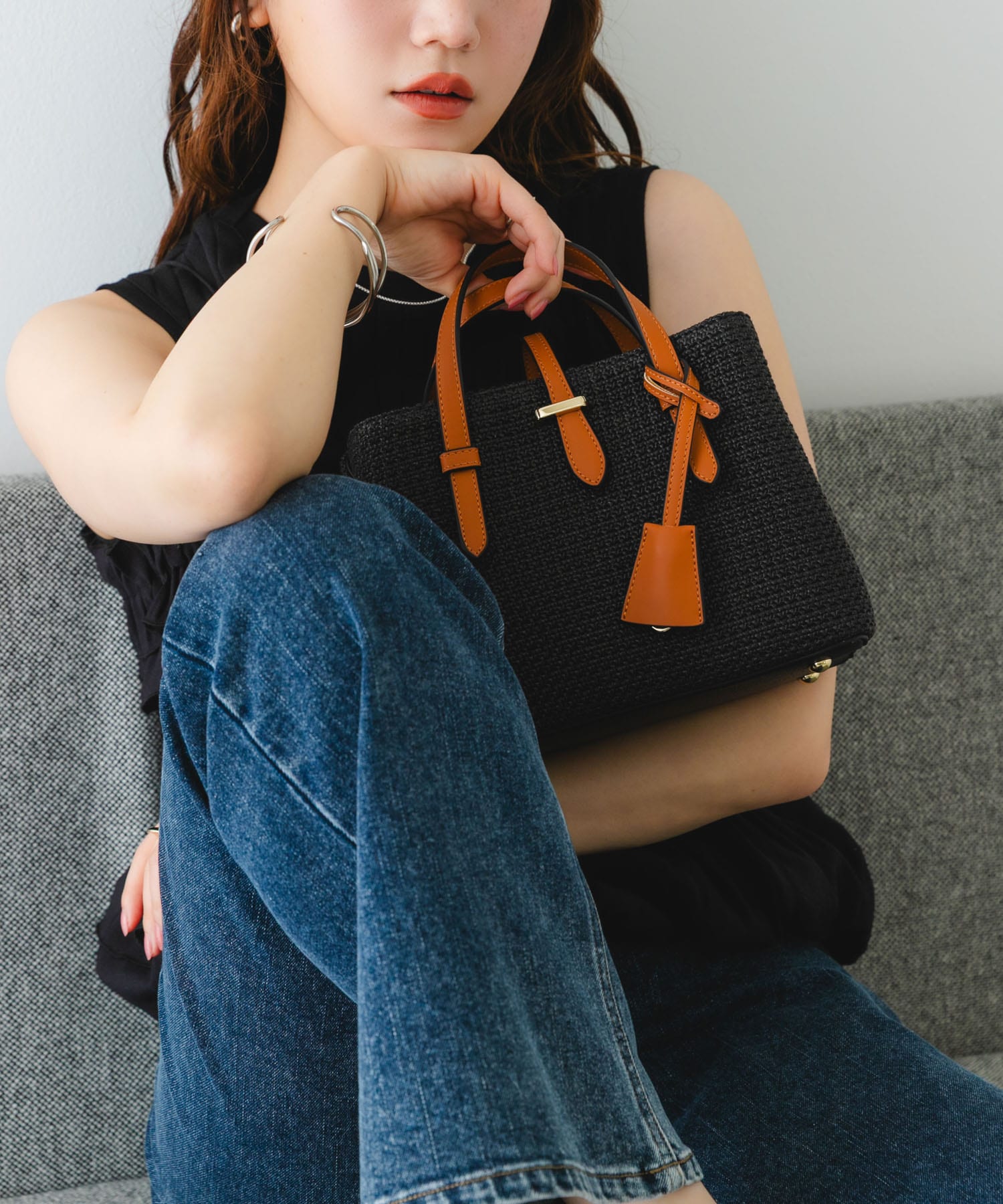 チャーム付メッシュミニバッグ BLACK one