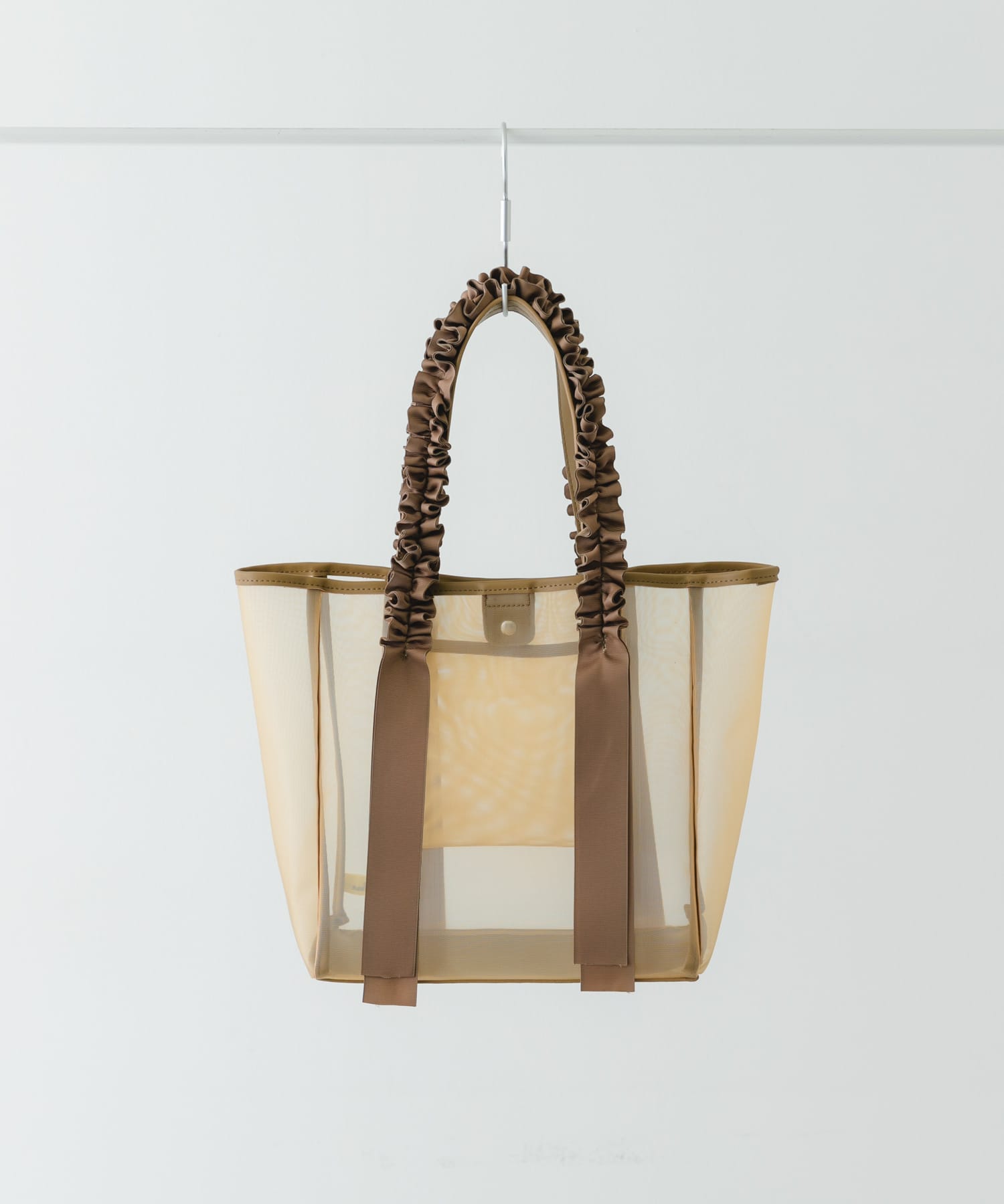 フリルハンドルシアーバッグ