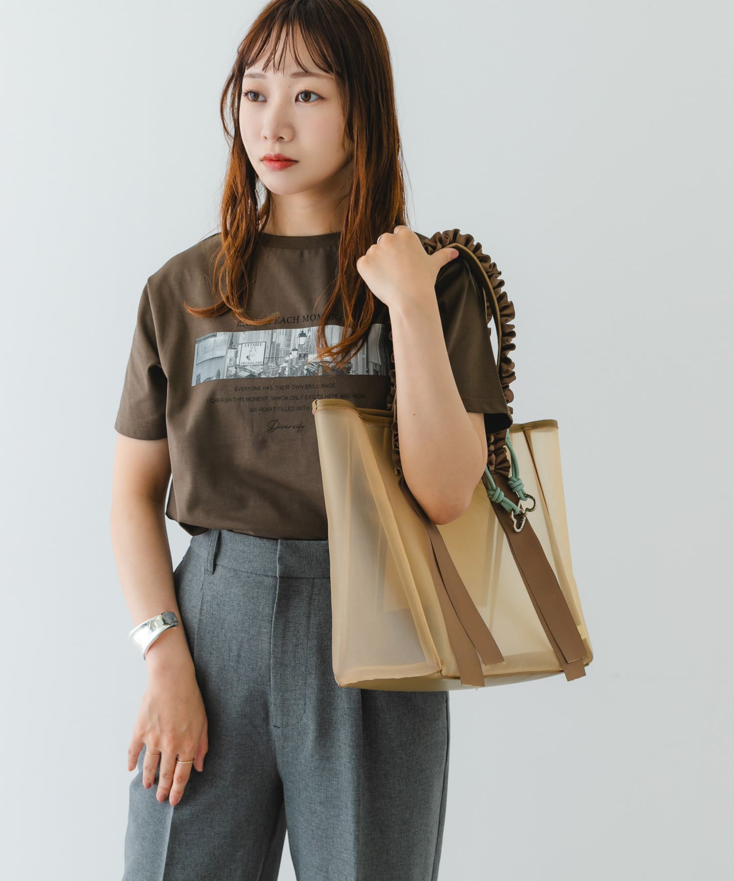フリルハンドルシアーバッグ BEIGE one