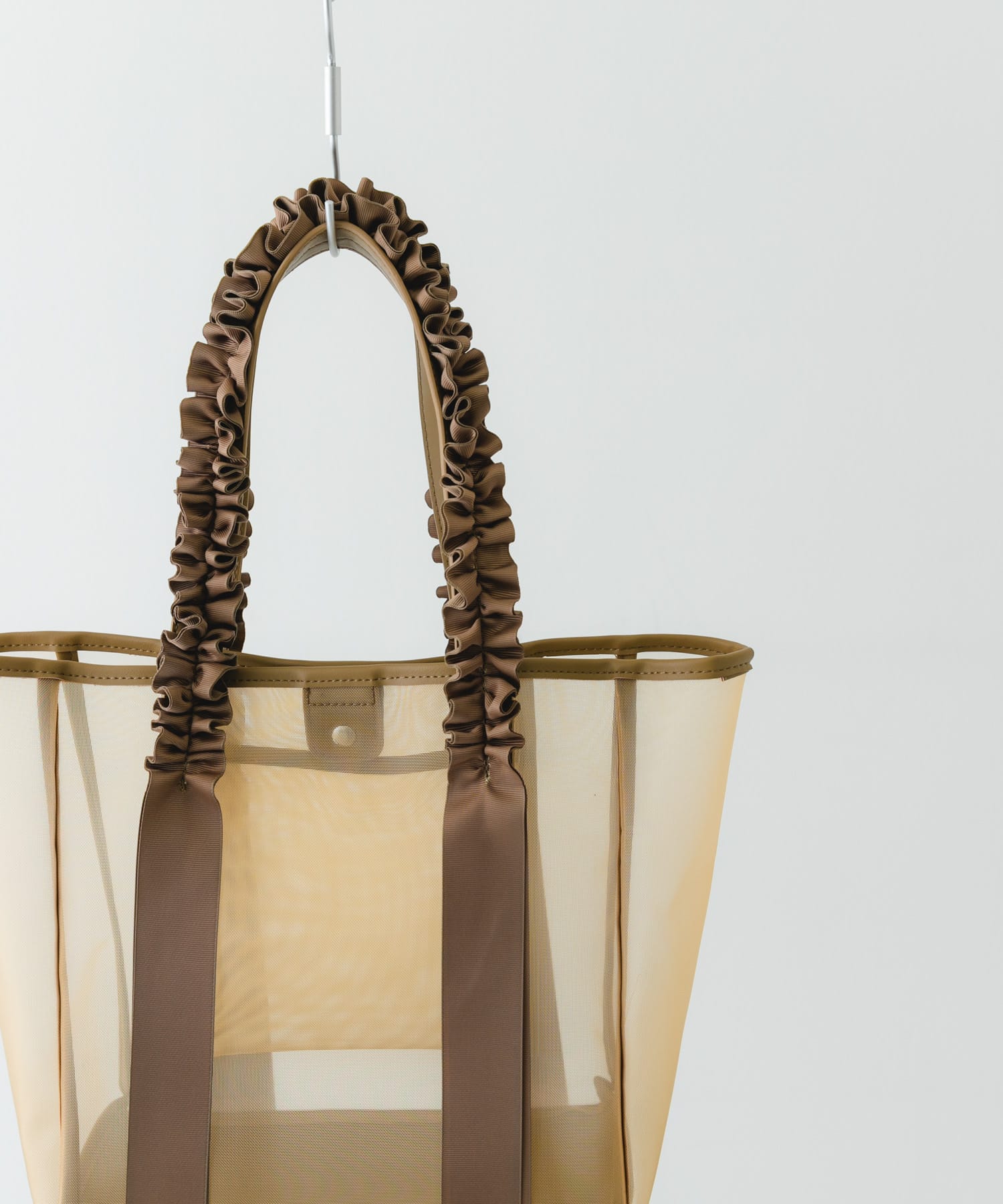 フリルハンドルシアーバッグ BEIGE one