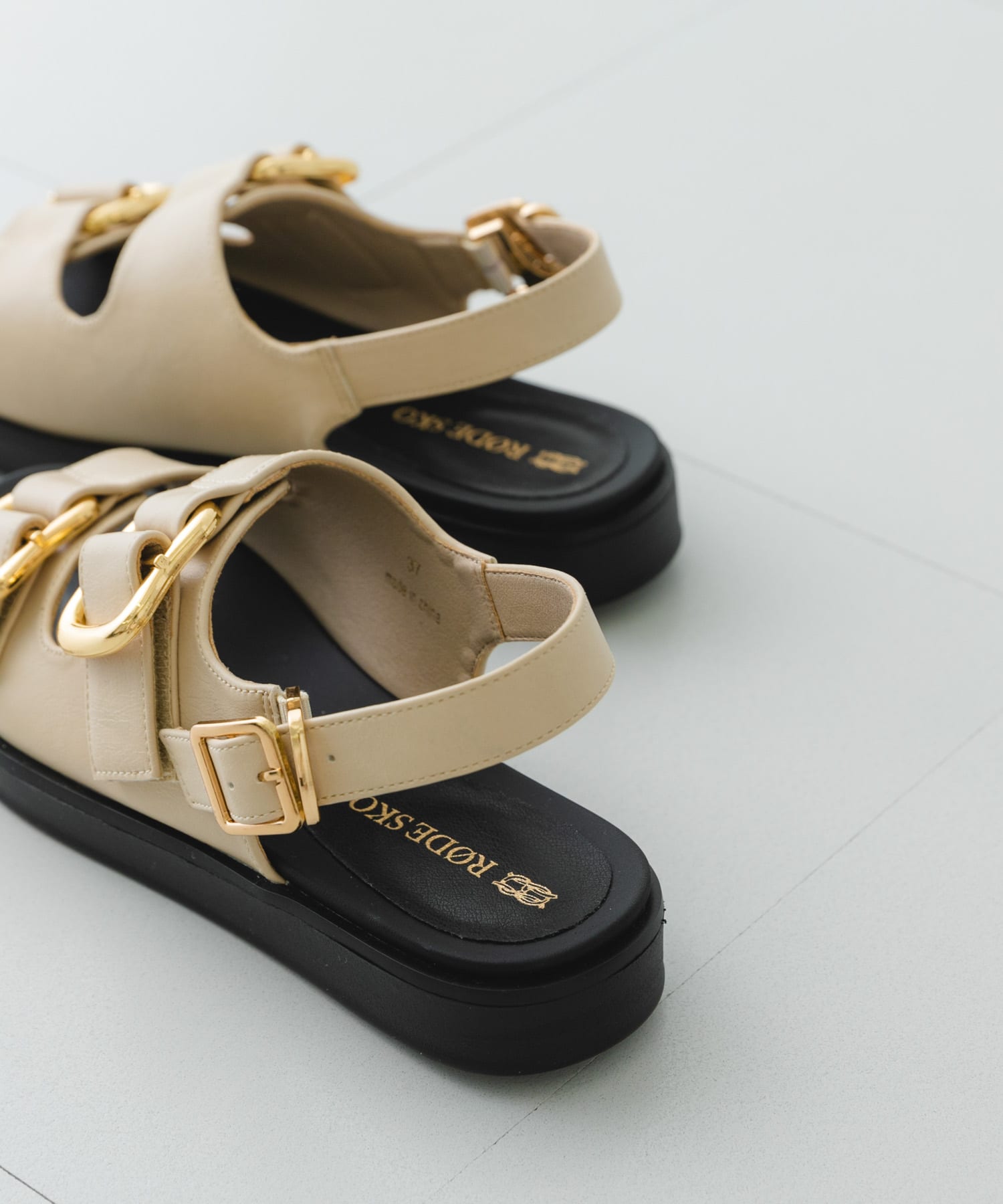 ダブルベルテッドサンダル OFF 37