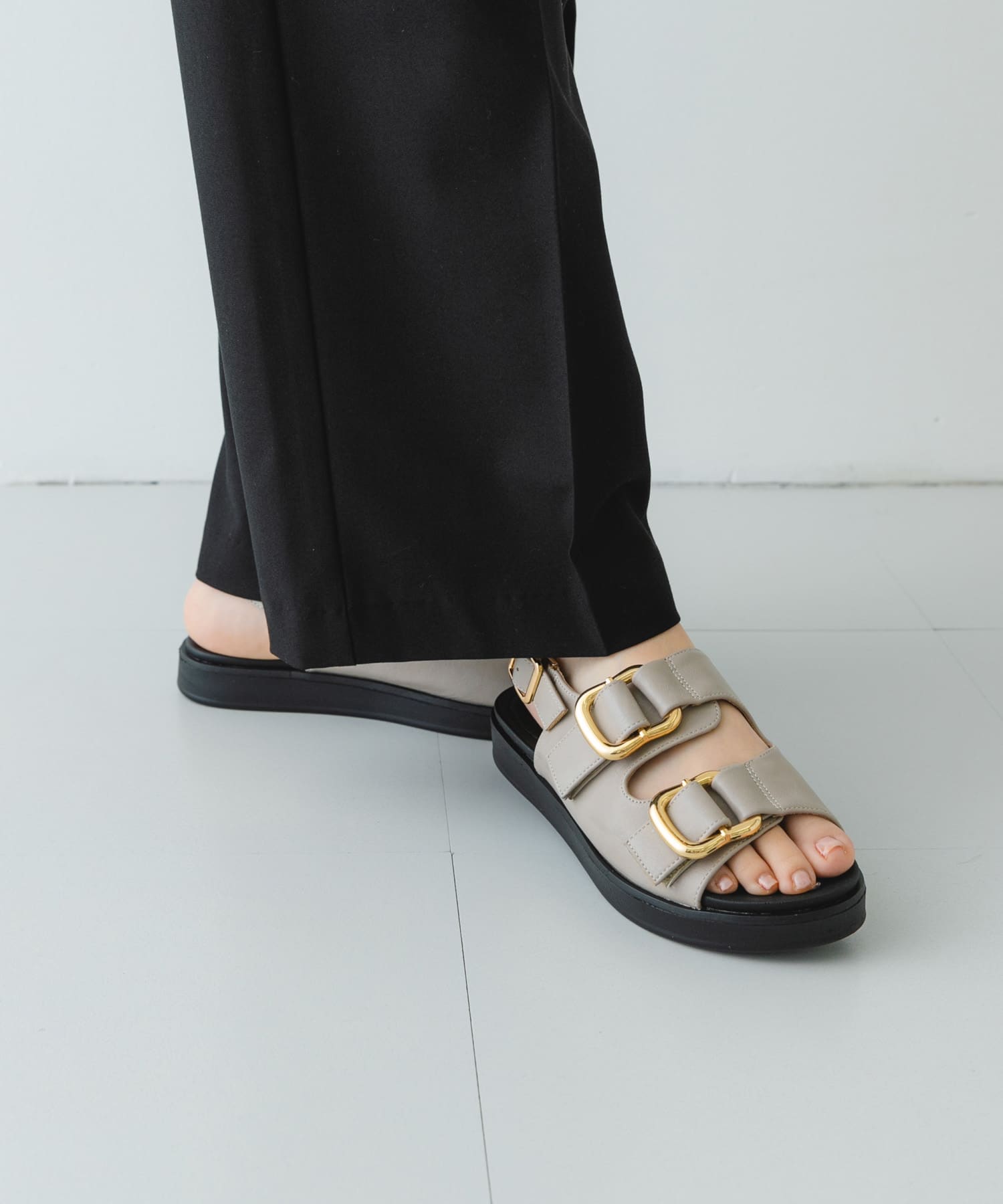 LIGHT GRAY