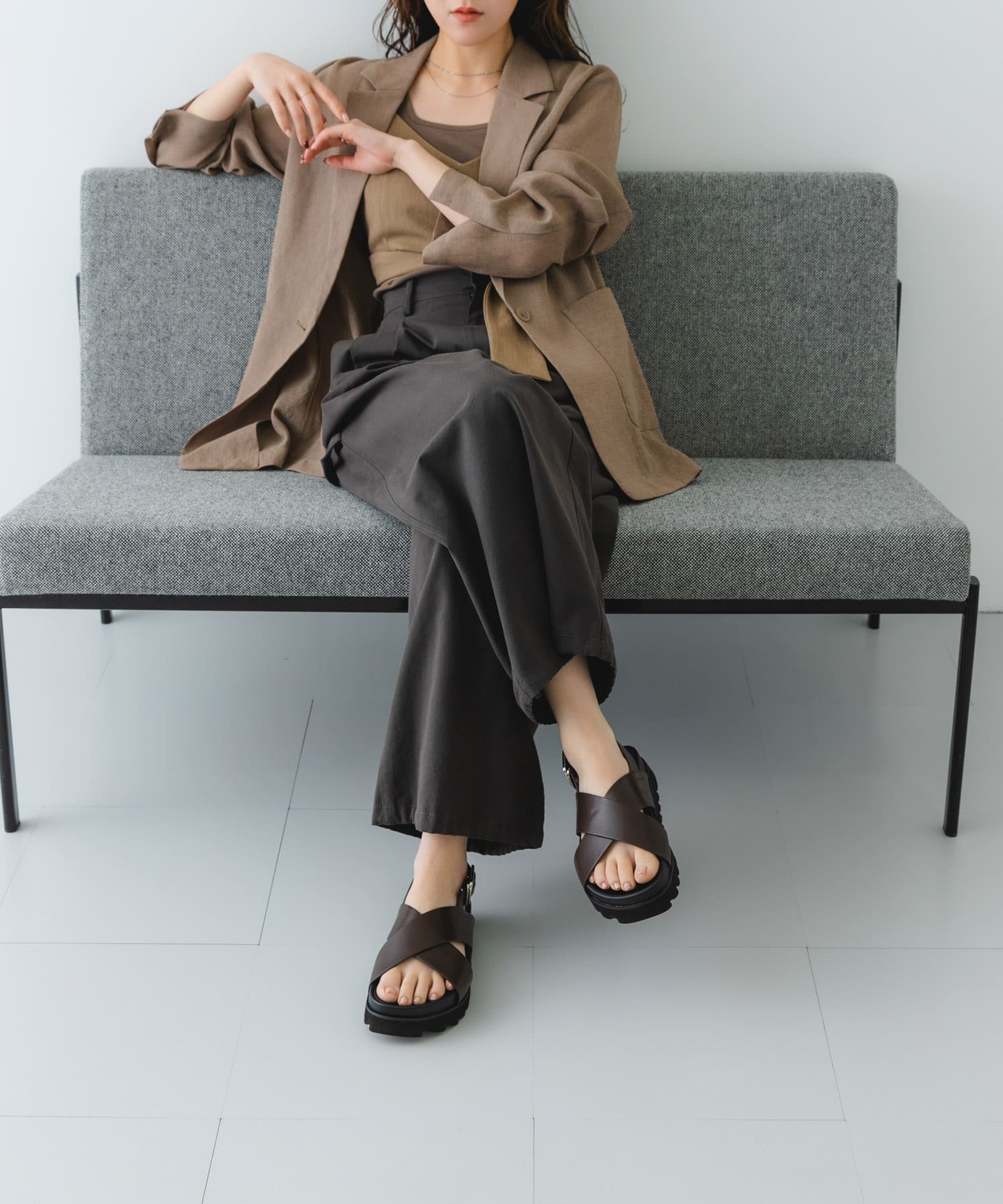 フットベッドクロスサンダル BROWN 36