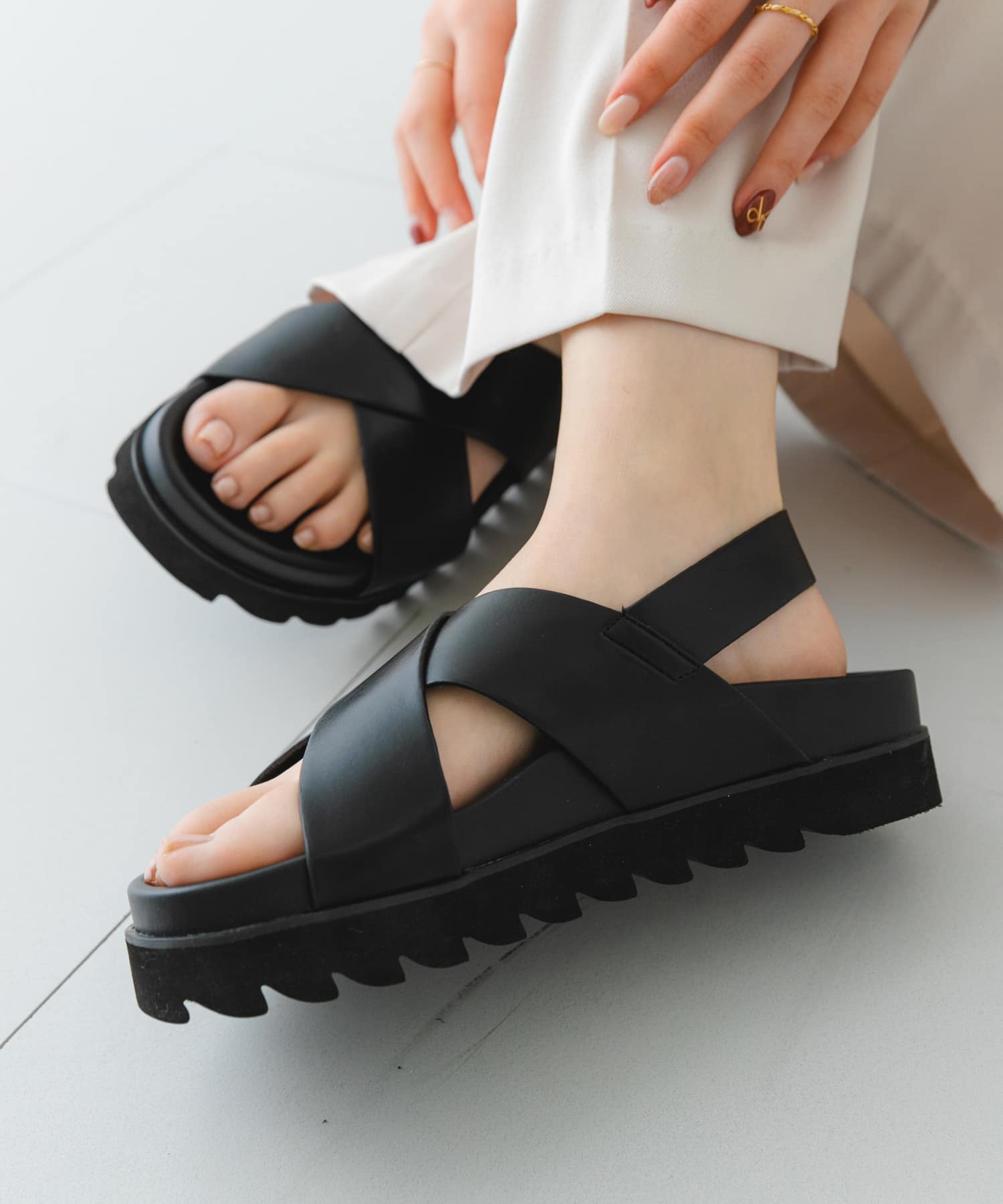 フットベッドクロスサンダル BLACK 36