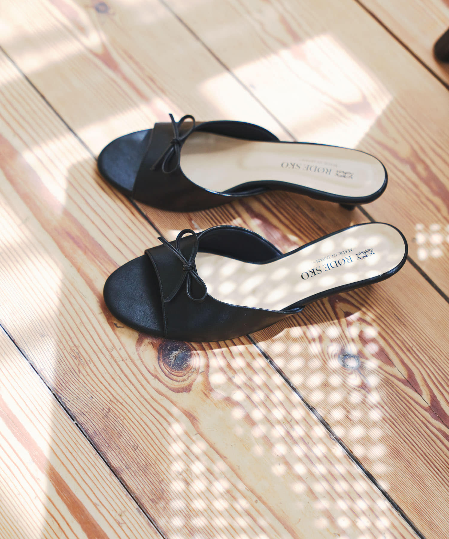 『MADE IN JAPAN』リボンミュール BLACK 37