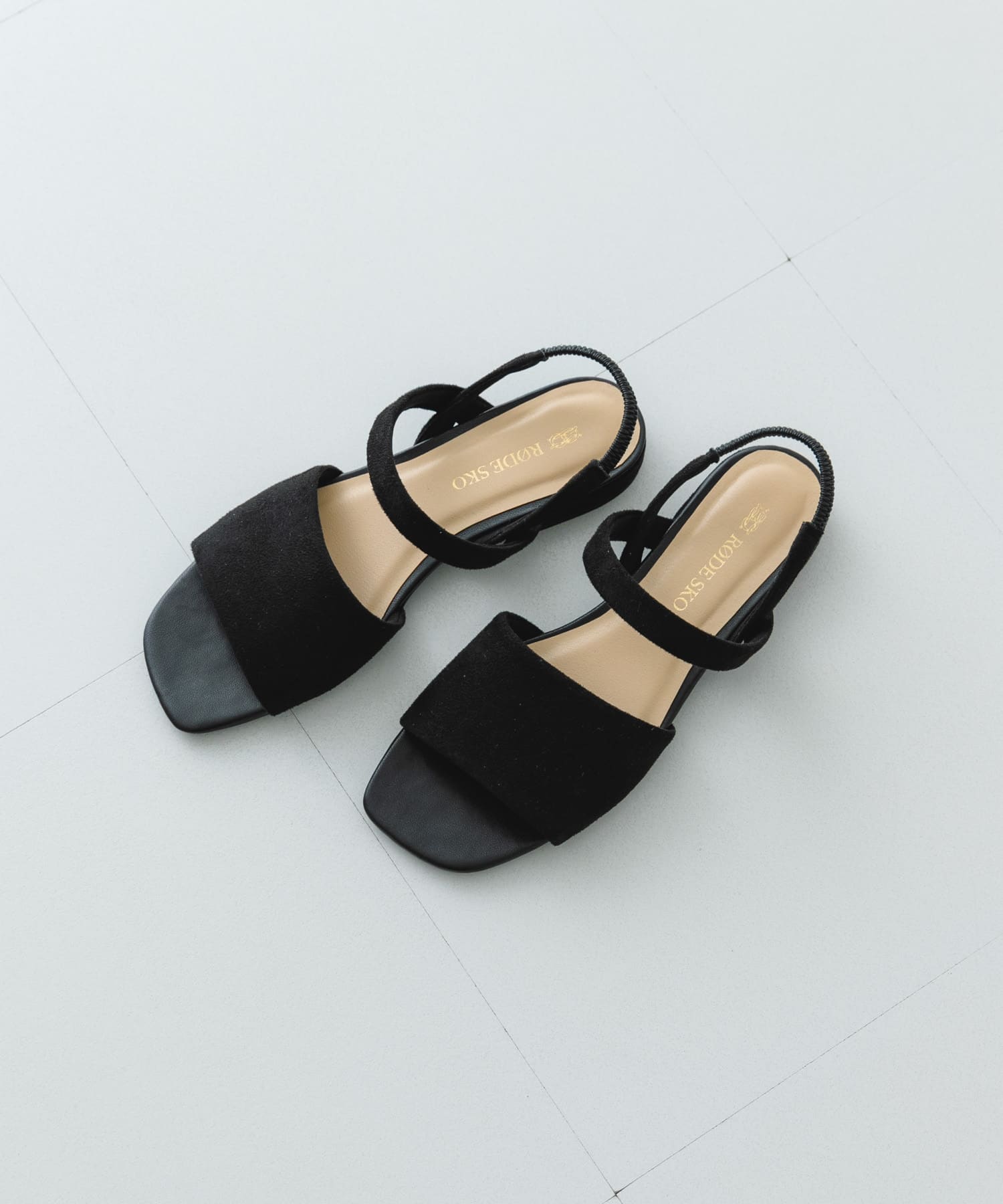 バックゴムサンダル